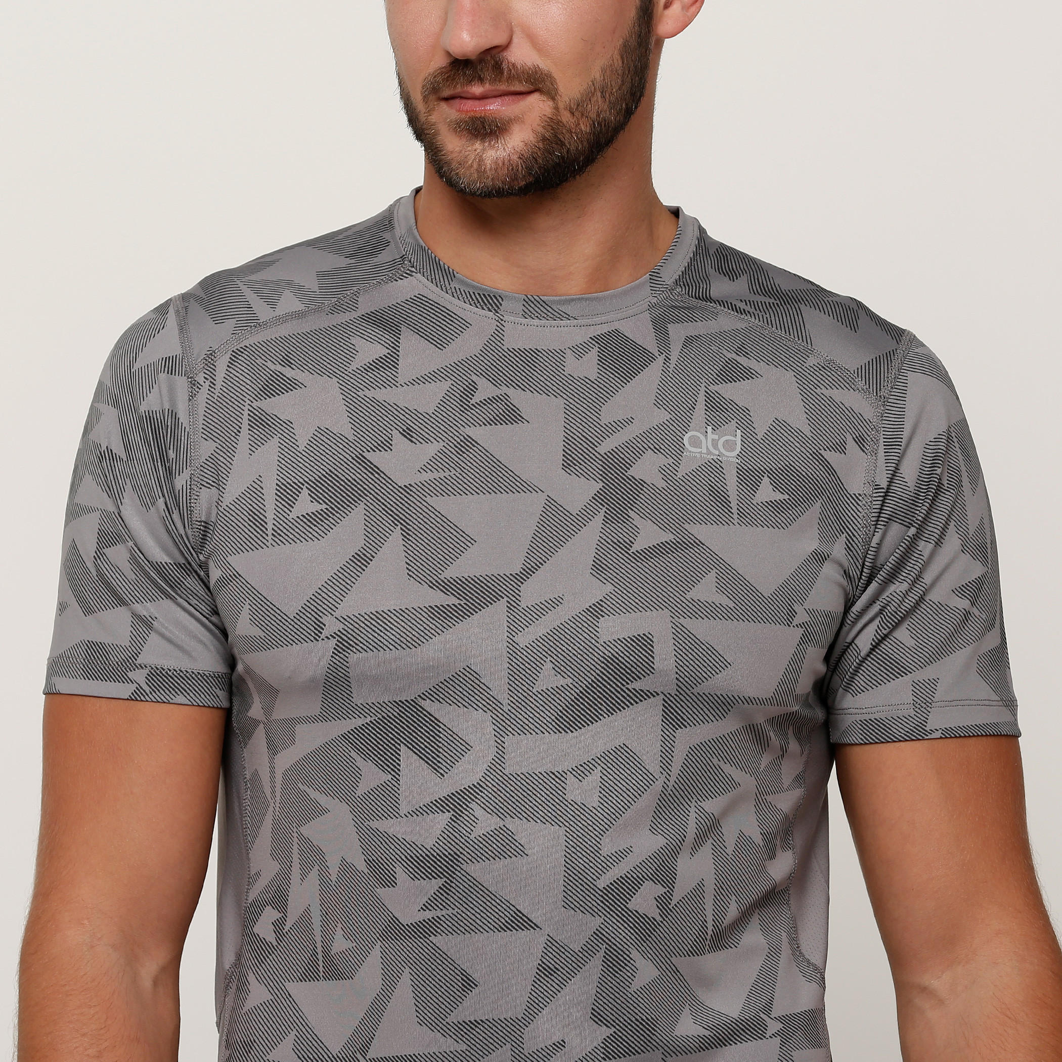 Printed T-Shirt with Crew Neck and Short Sleeves-men-clothing-sportswearandactivewear-tshirtsandpolos-image-4