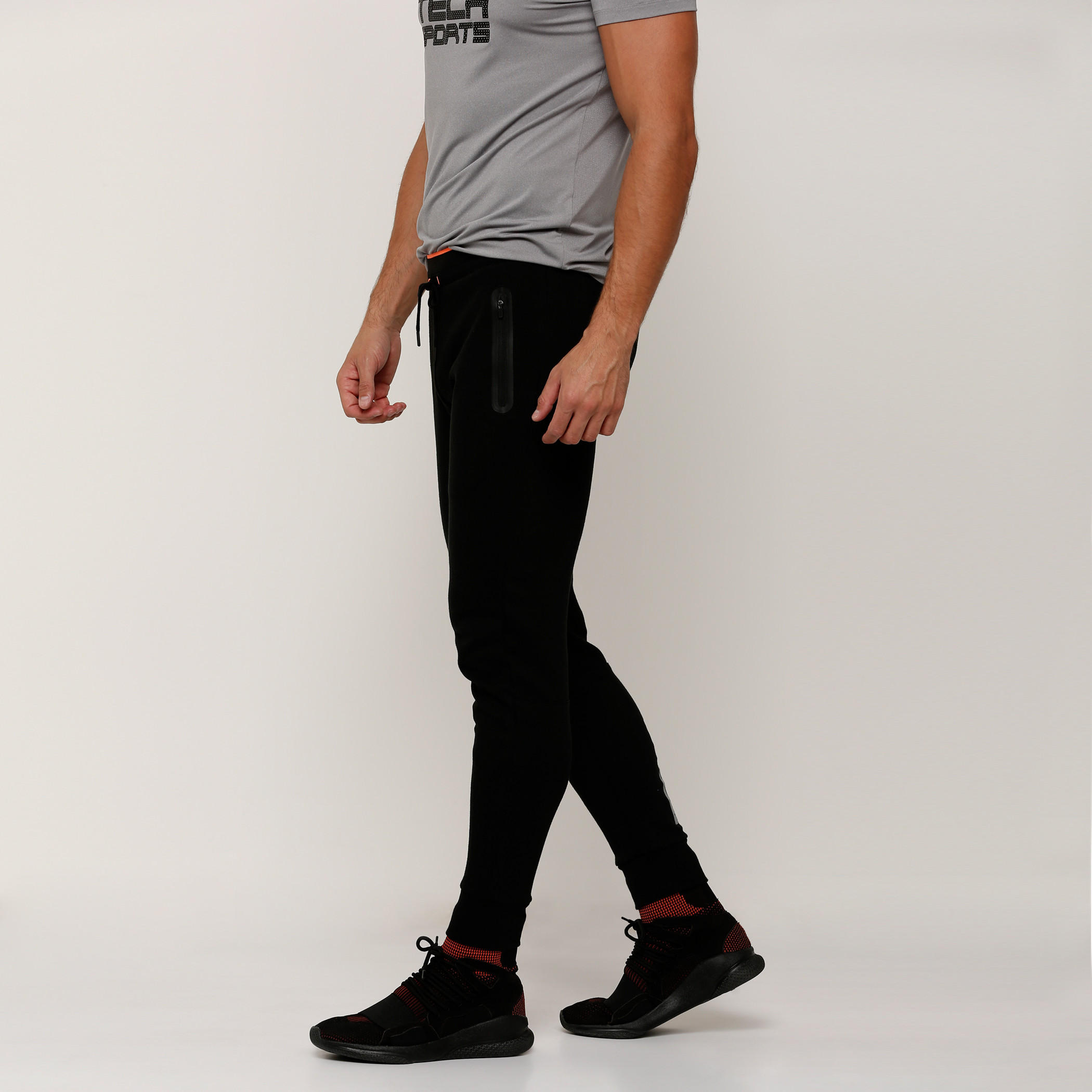 بنطال رياضي طويل بخصر مطاطي وجيوب-men-clothing-sportswearandactivewear-bottoms-image-3