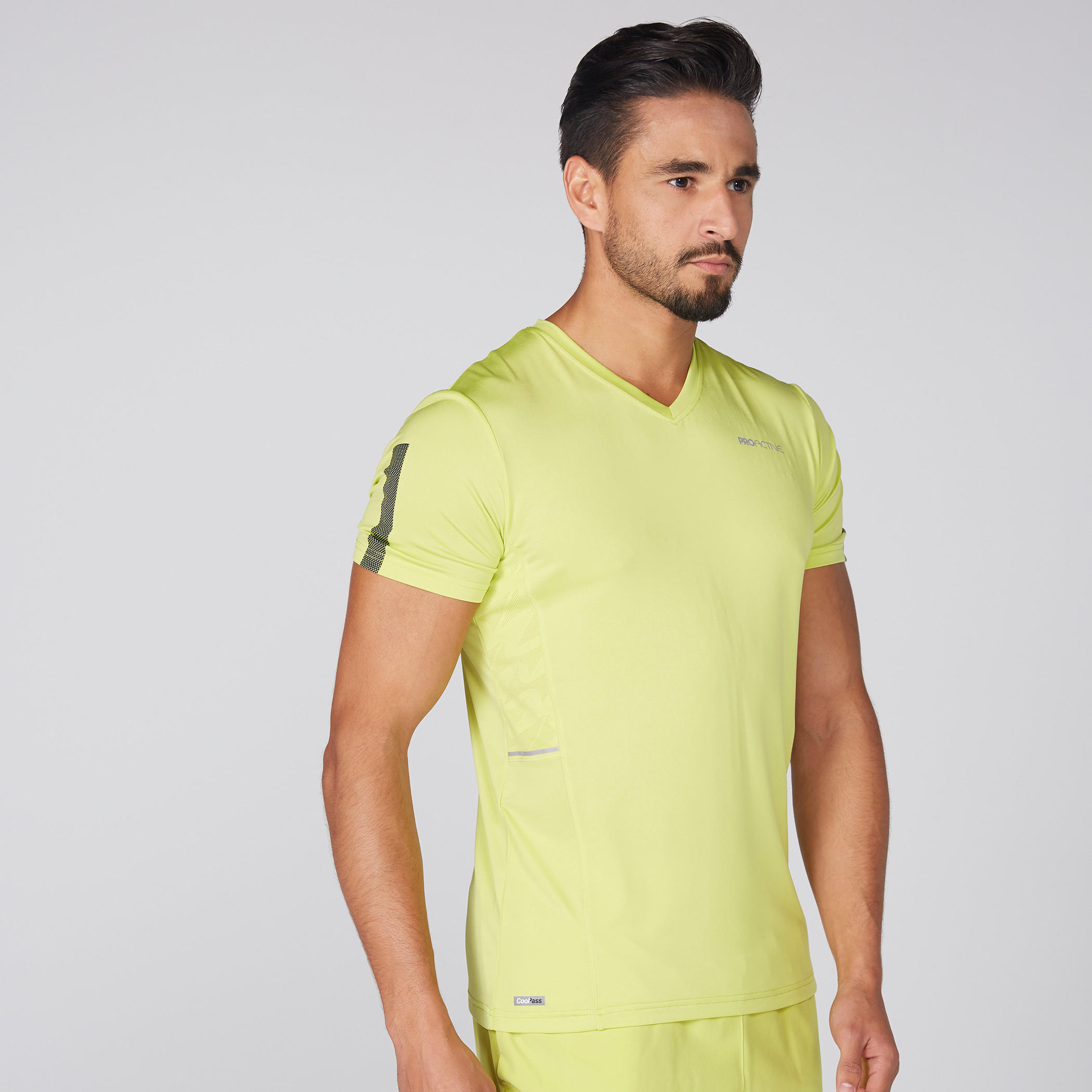تيشيرت بياقة V وأكمام قصيرة-men-clothing-sportswearandactivewear-tshirtsandpolos-image-3