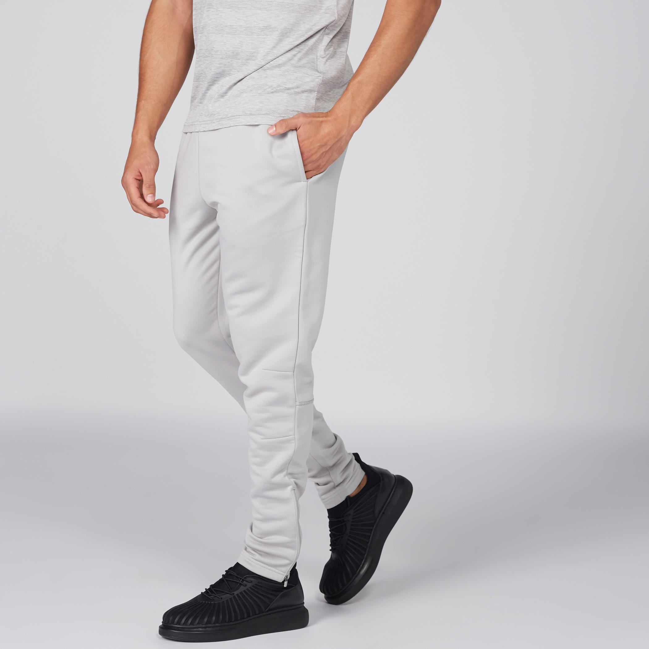 بنطال رياضي طويل بخصر مطّاطي-men-clothing-sportswearandactivewear-bottoms-image-4