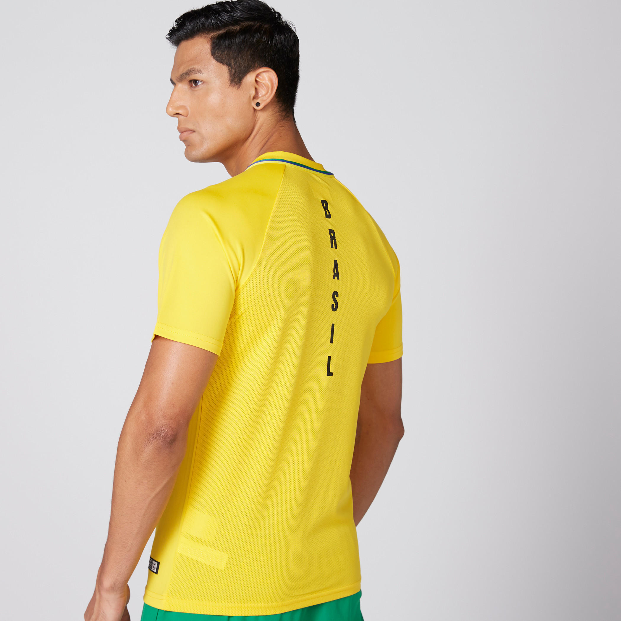 تيشيرت بياقة مستديرة وأكمام قصيرة وطبعات -men-clothing-tshirtsandpolos-tshirts-image-2