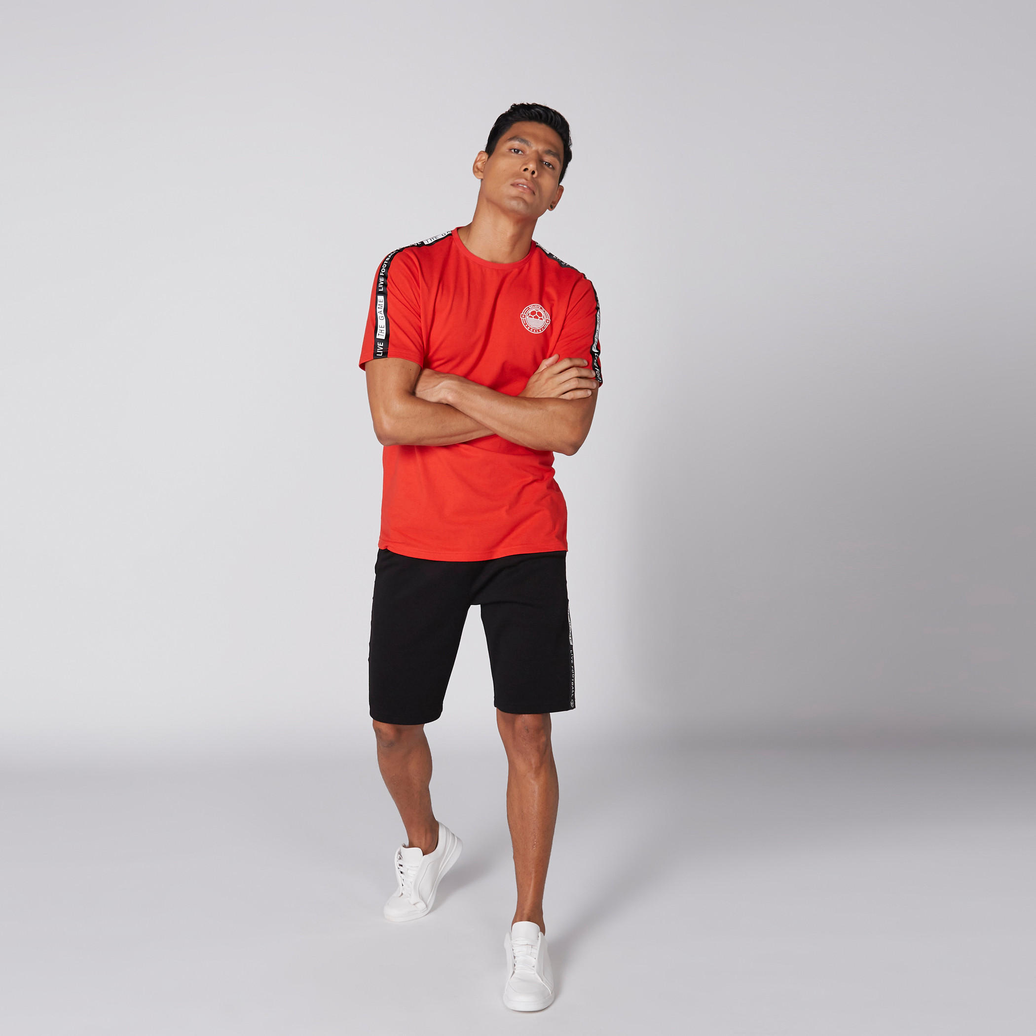 تيشيرت بأكمام قصيرة وطبعات -men-clothing-tshirtsandpolos-tshirts-image-2