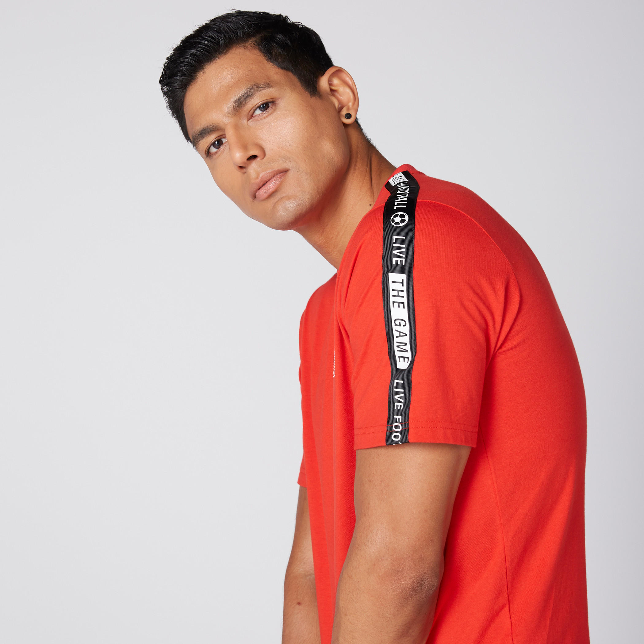 تيشيرت بأكمام قصيرة وطبعات -men-clothing-tshirtsandpolos-tshirts-image-4