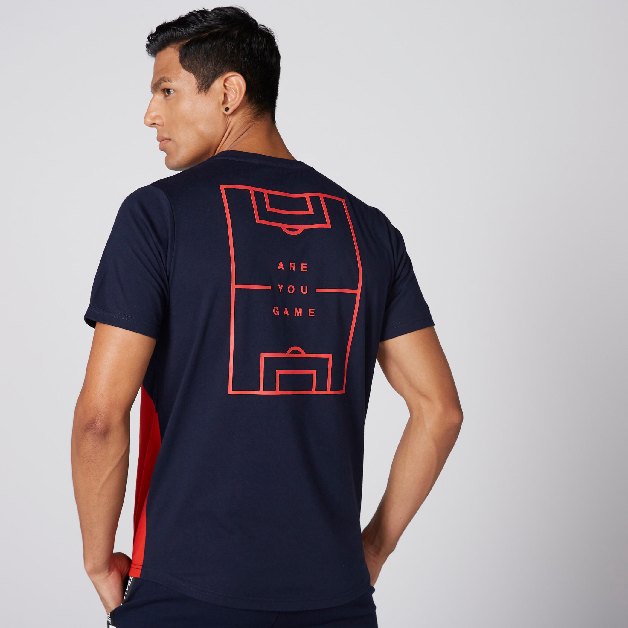 تيشيرت بياقة مستديرة وأكمام قصيرة وطبعات -men-clothing-tshirtsandpolos-tshirts-image-2