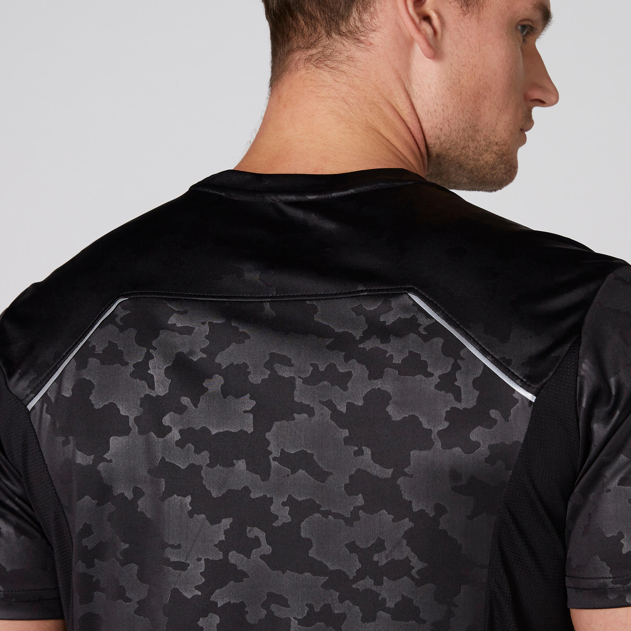 Printed T-Shirt with Short Sleeves and Mesh Insert-men-clothing-sportswearandactivewear-tshirtsandpolos-image-4