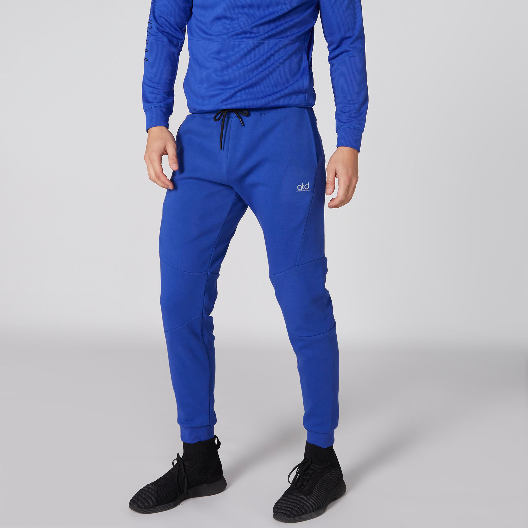 بنطال رياضي بخصر مطاطي ورباط وجيوب-men-clothing-sportswearandactivewear-bottoms-image-3