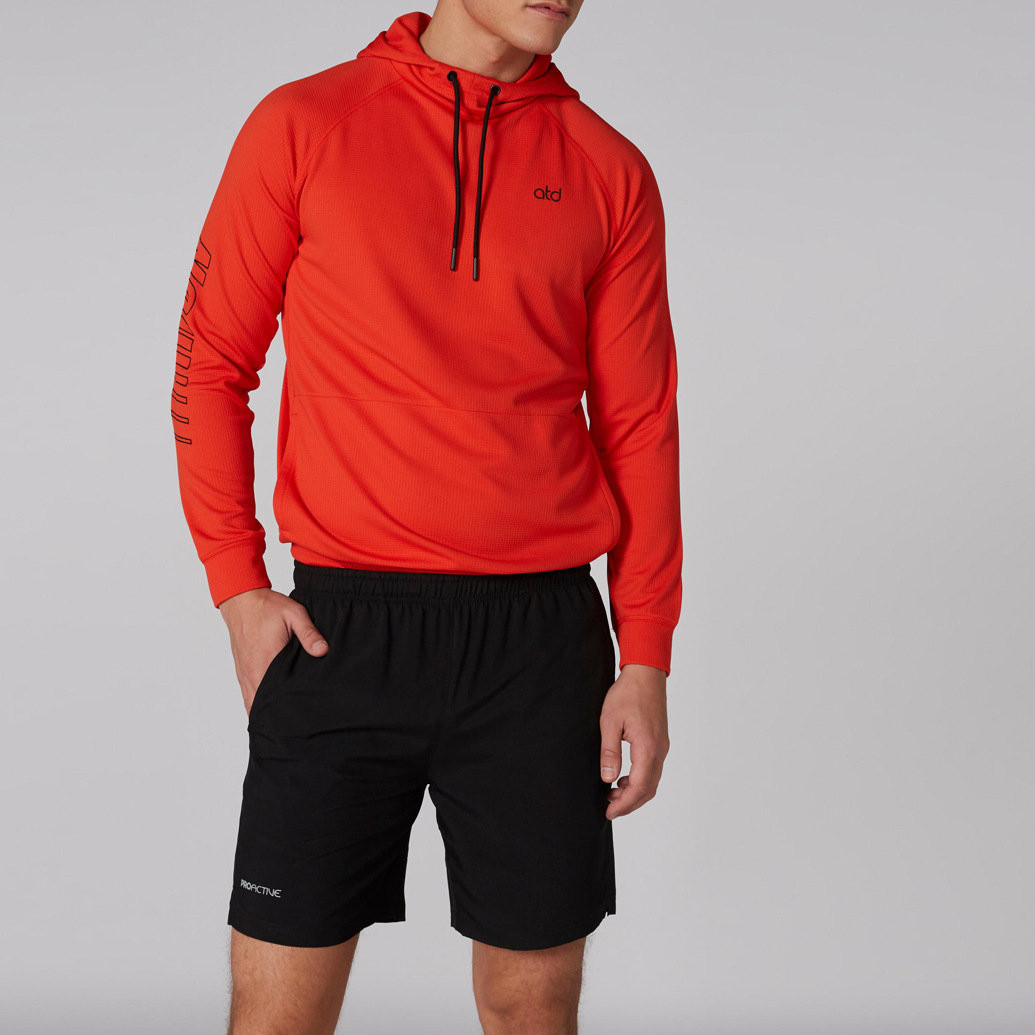 شورت بخصر مطّاطي وجيوب-men-clothing-sportswearandactivewear-bottoms-image-1