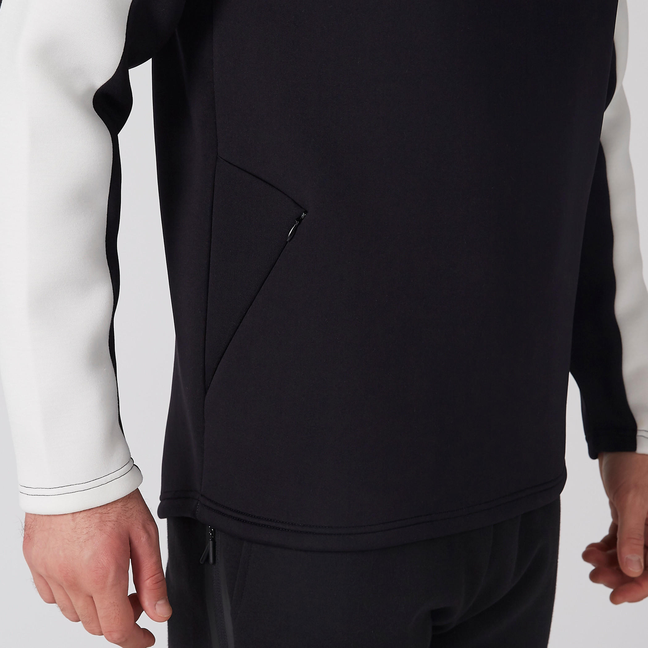 سويت شيرت بأكمام طويلة وقبّعة-men-winterwear-hoodiesandsweatshirts-image-4