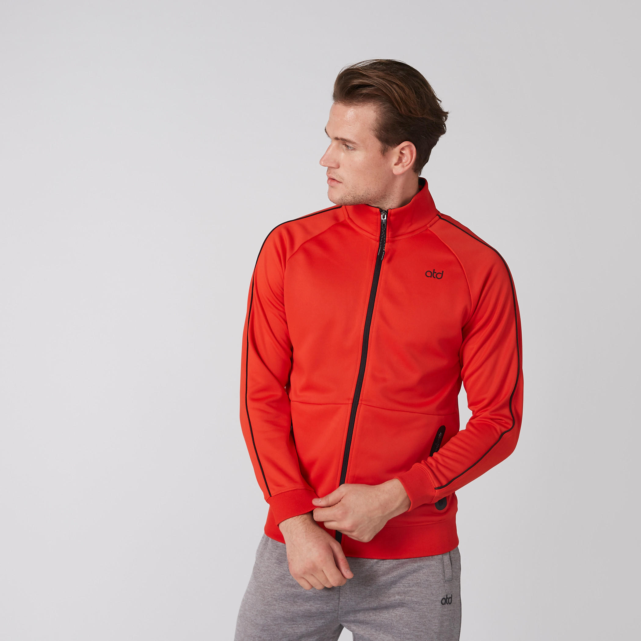 جاكيت بياقة عالية وأكمام طويلة وسحّاب إغلاق-men-clothing-jacketsandblazers-jackets-image-1