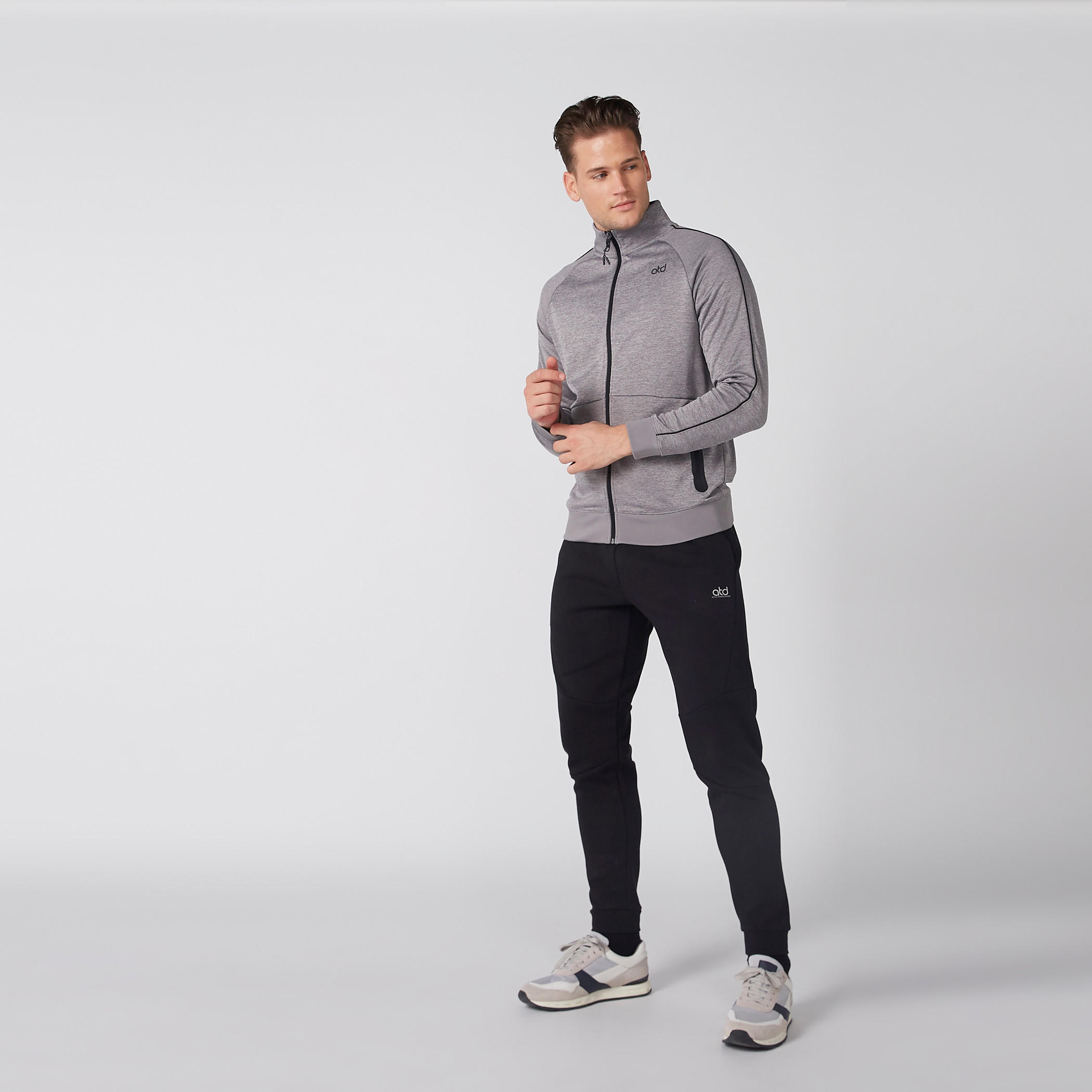 جاكيت بأكمام مغايرة وسحاب إغلاق وجيوب-men-clothing-jacketsandblazers-jackets-image-4