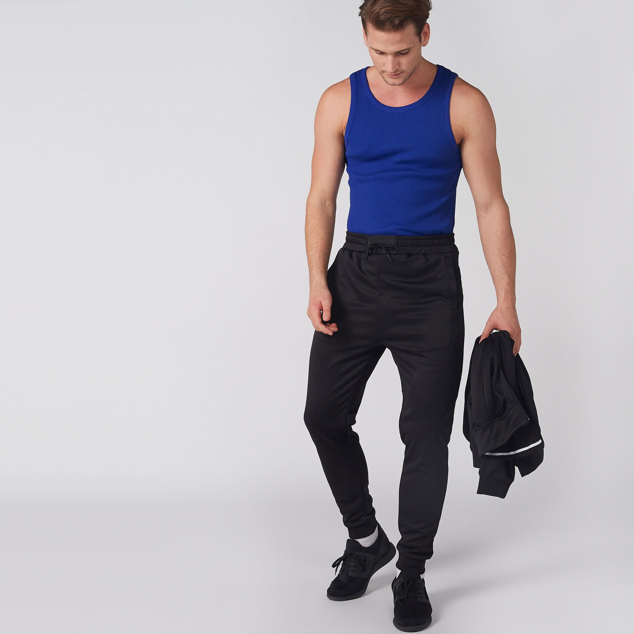 بنطال رياضي طويل بخصر مطاطي وجيوب-men-clothing-sportswearandactivewear-bottoms-image-1