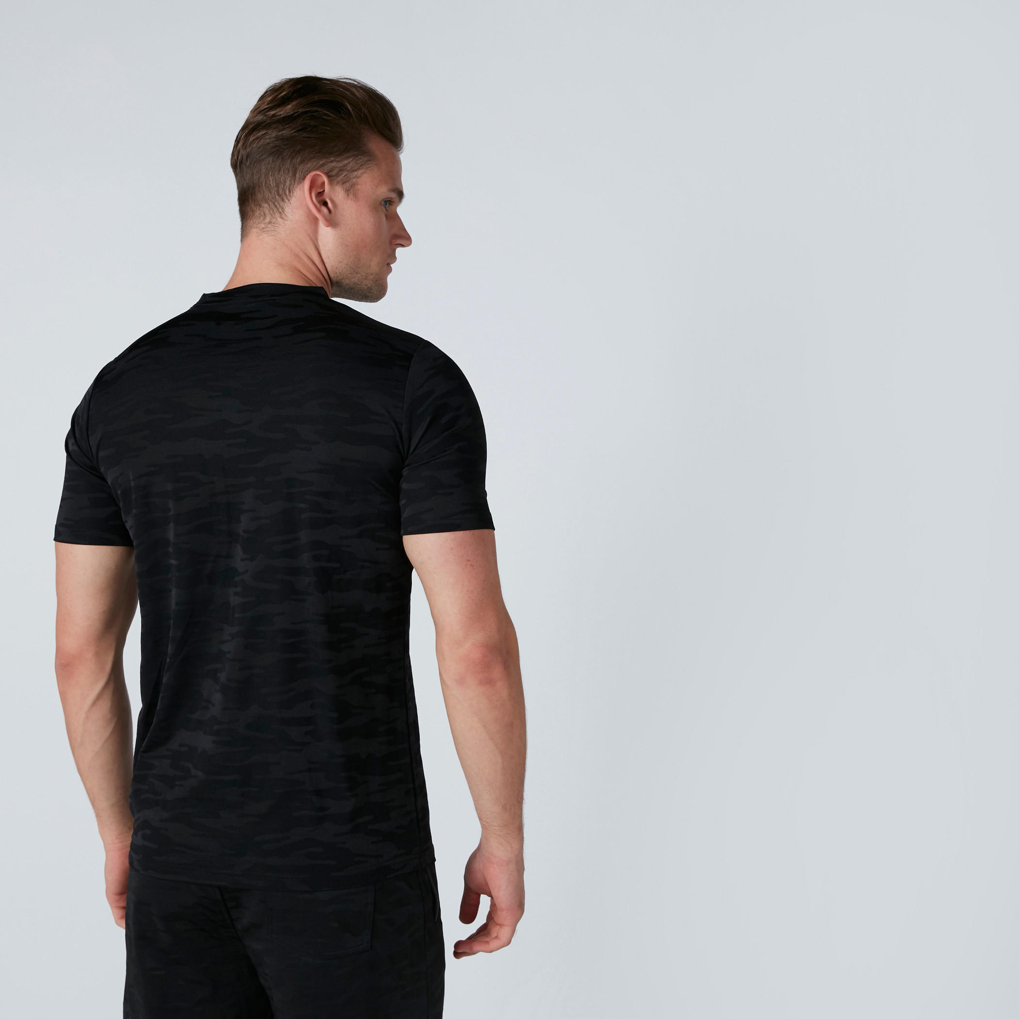 Camouflage Printed T-Shirt with Short Sleeves-men-clothing-sportswearandactivewear-tshirtsandpolos-image-3