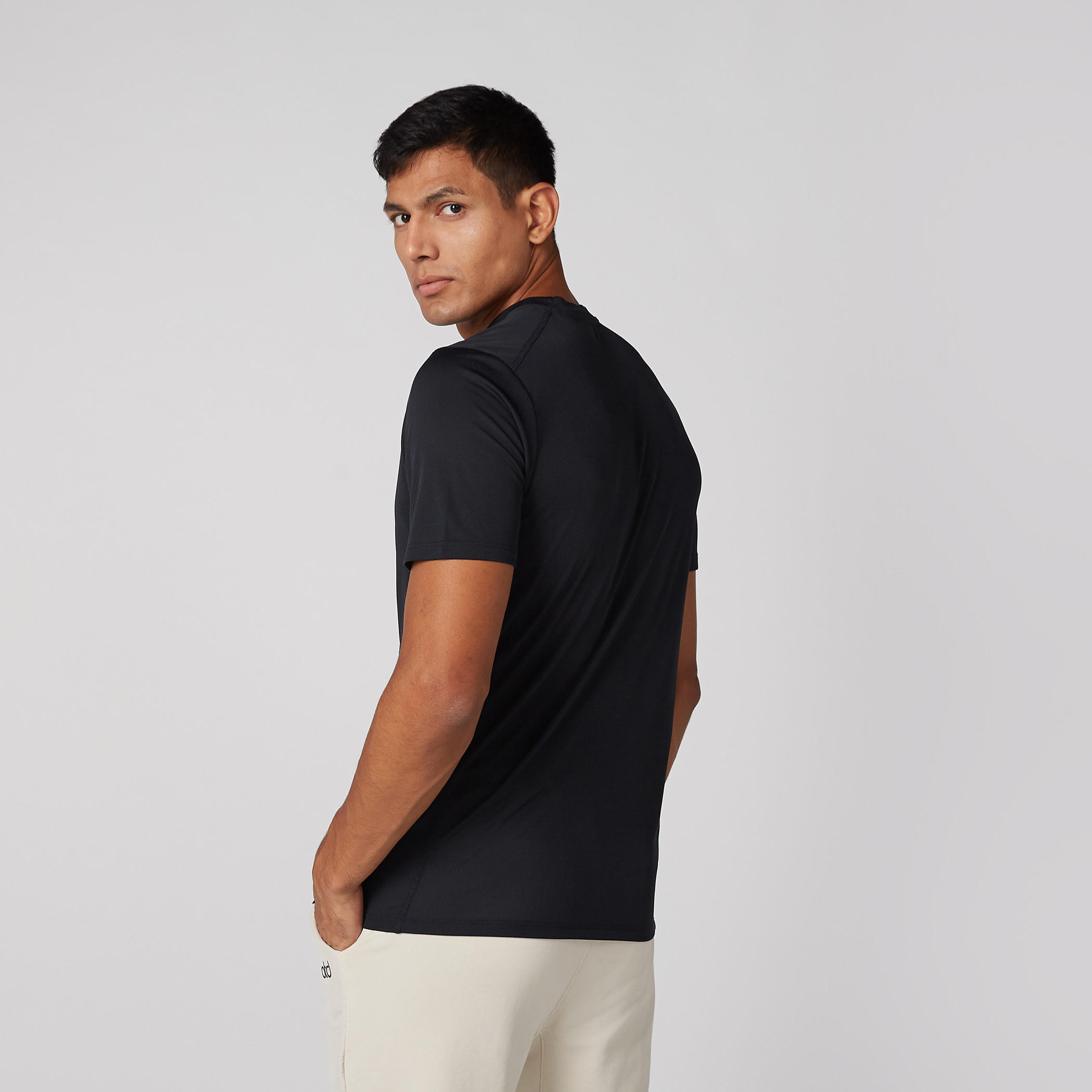 تيشيرت بأكمام قصيرة-men-clothing-sportswearandactivewear-tshirtsandpolos-image-3