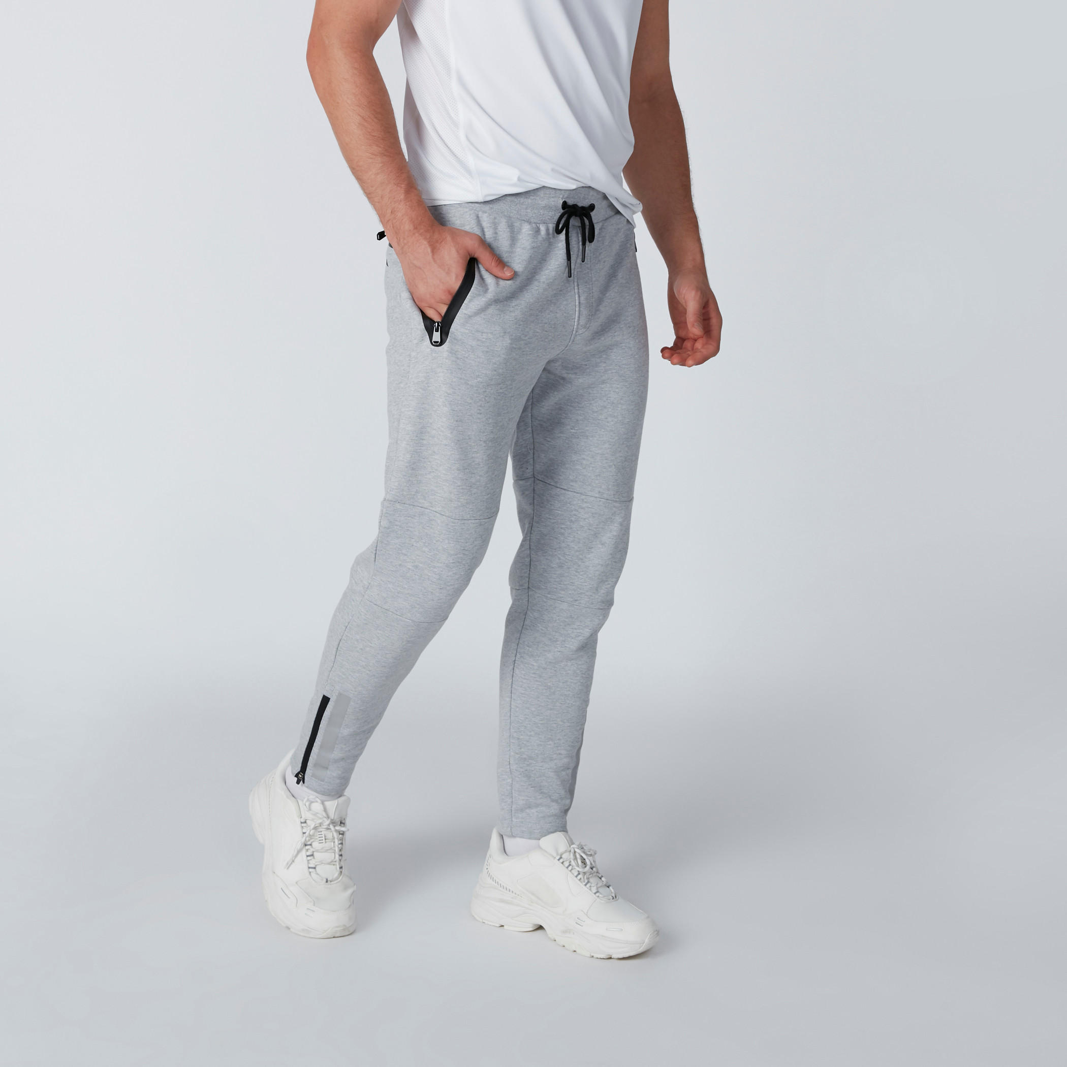 بنطال بخصر مطّاطي متوسط الارتفاع وسحّاب-men-clothing-sportswearandactivewear-bottoms-image-3
