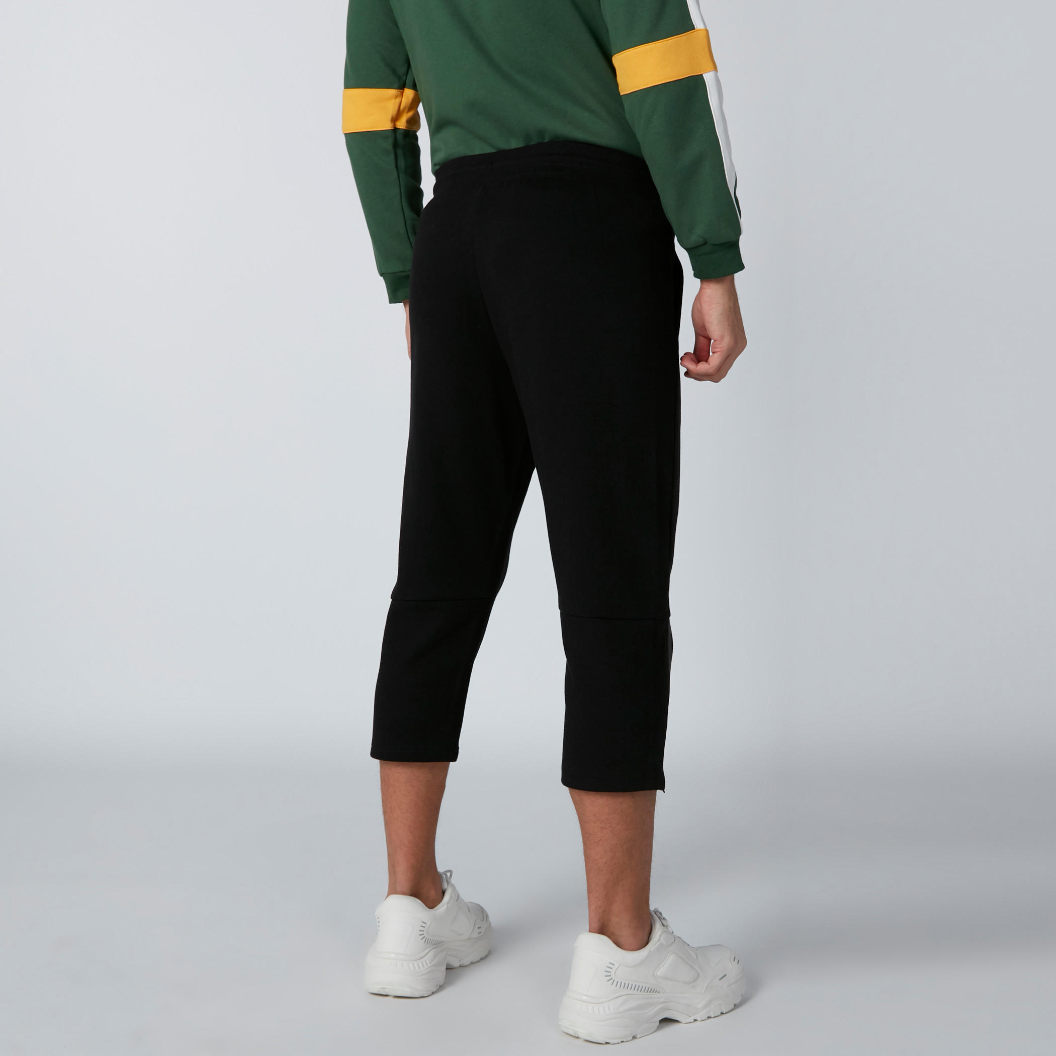 بنطال بطول 3/4 برباط وجيوب-men-clothing-sportswearandactivewear-bottoms-image-2