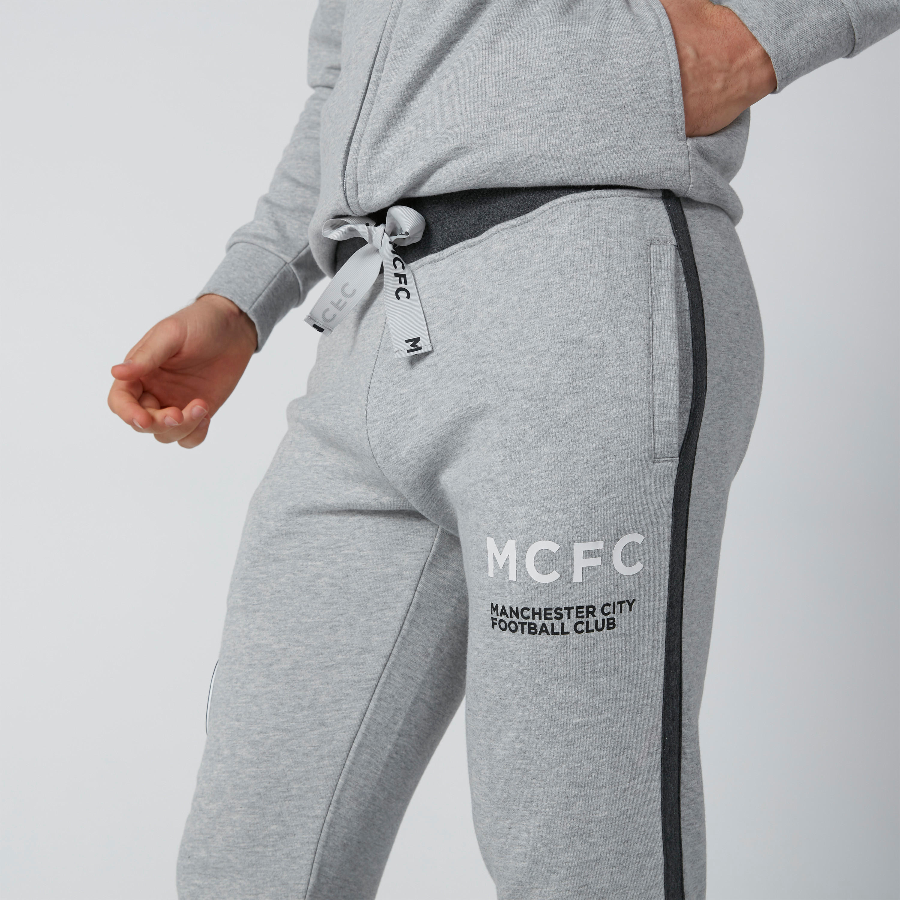 Printed Jog Pants with Pocket Detail and Drawstring-men-clothing-sportswearandactivewear-bottoms-image-7