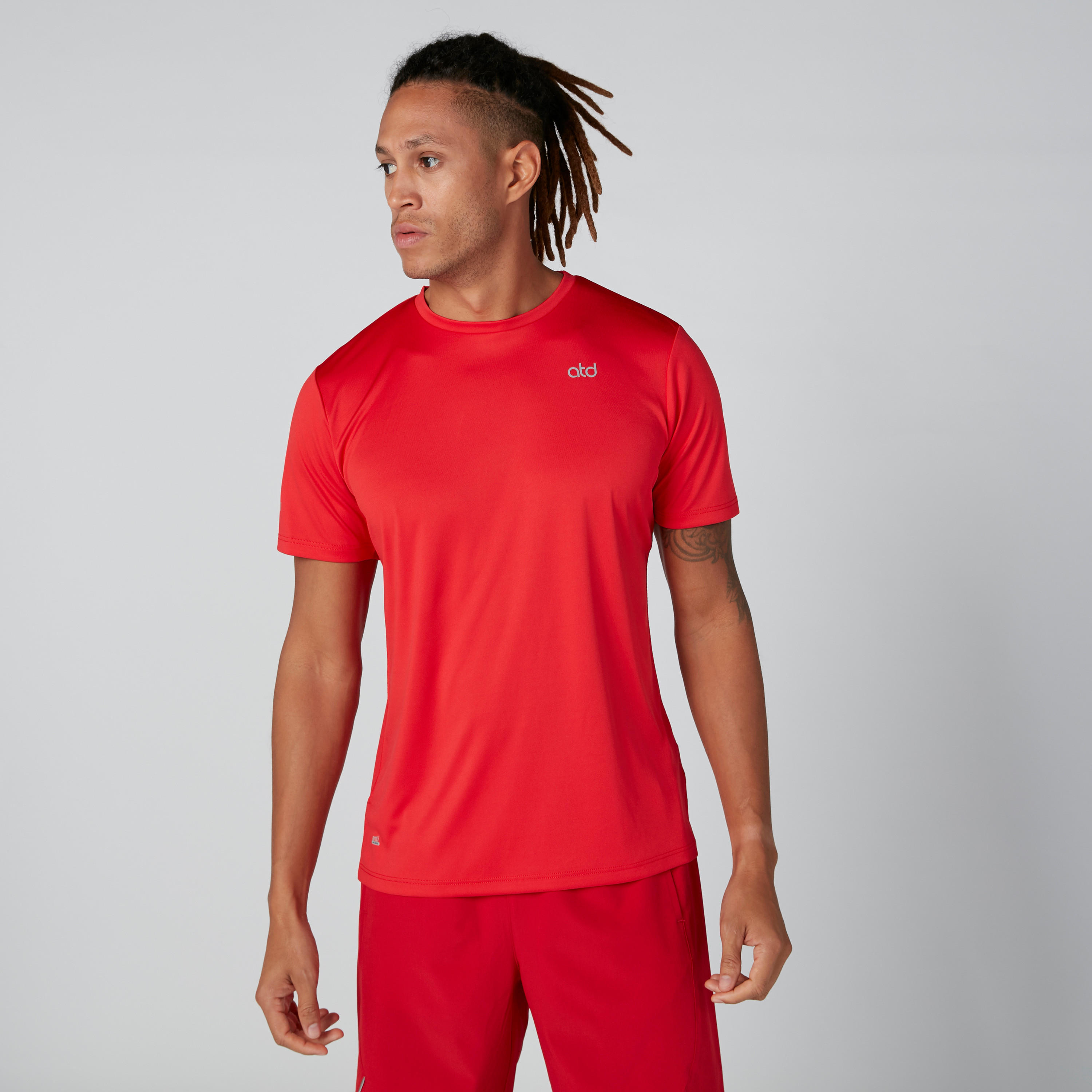 تيشيرت بياقة مستديرة وأكمام قصيرة-men-clothing-sportswearandactivewear-tshirtsandpolos-image-9