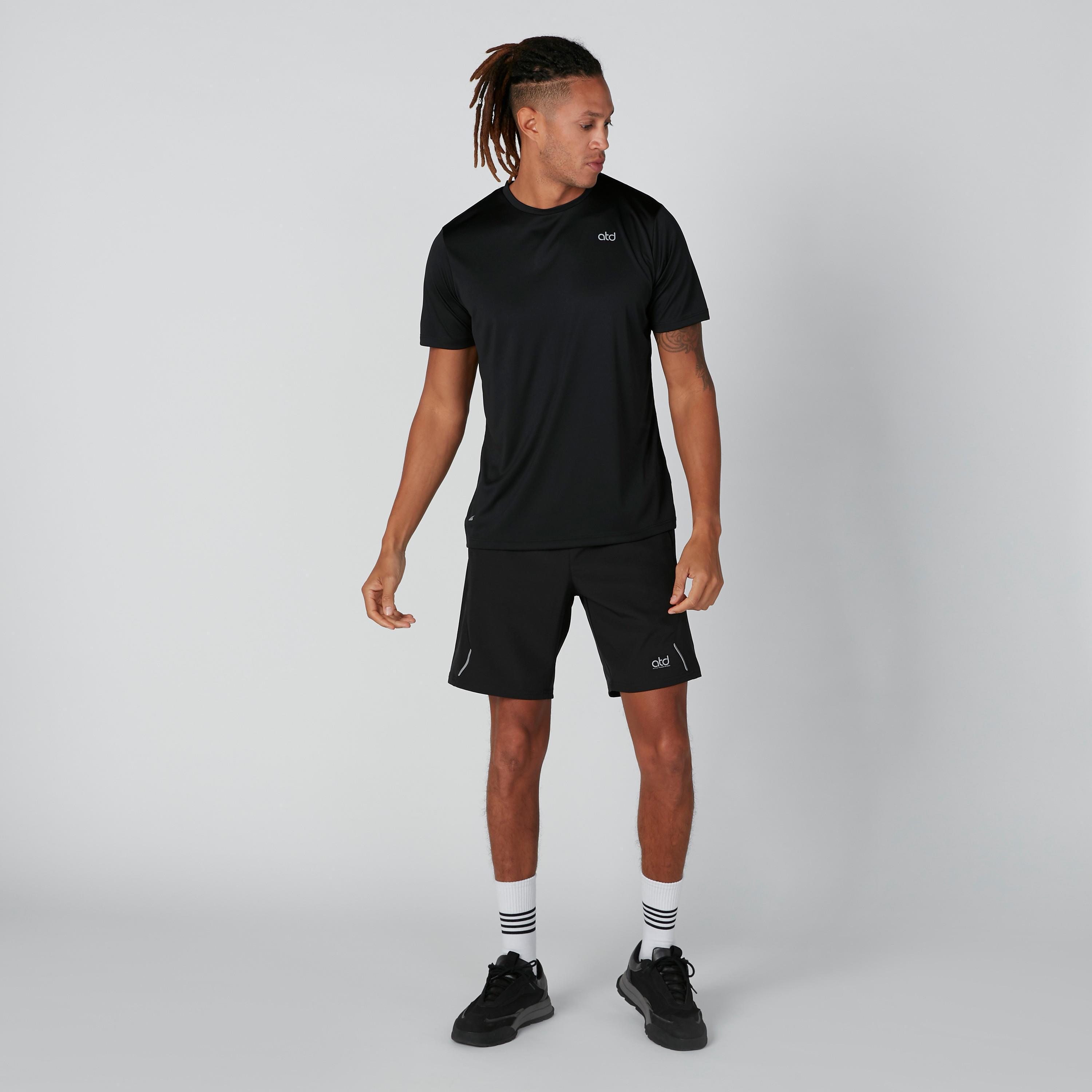 Pocket Detail Activewear Shorts with Elasticised Waistband-men-clothing-sportswearandactivewear-bottoms-image-2