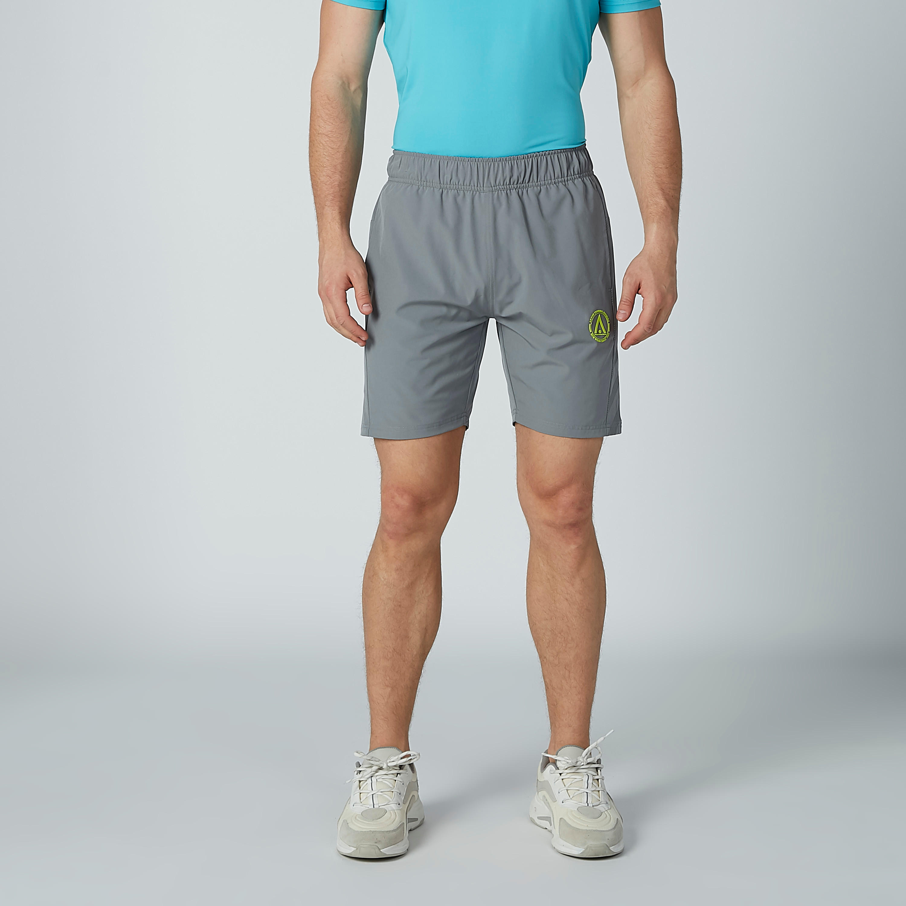 شورت بجيوب ورباط وطبعات-men-clothing-sportswearandactivewear-bottoms-image-1