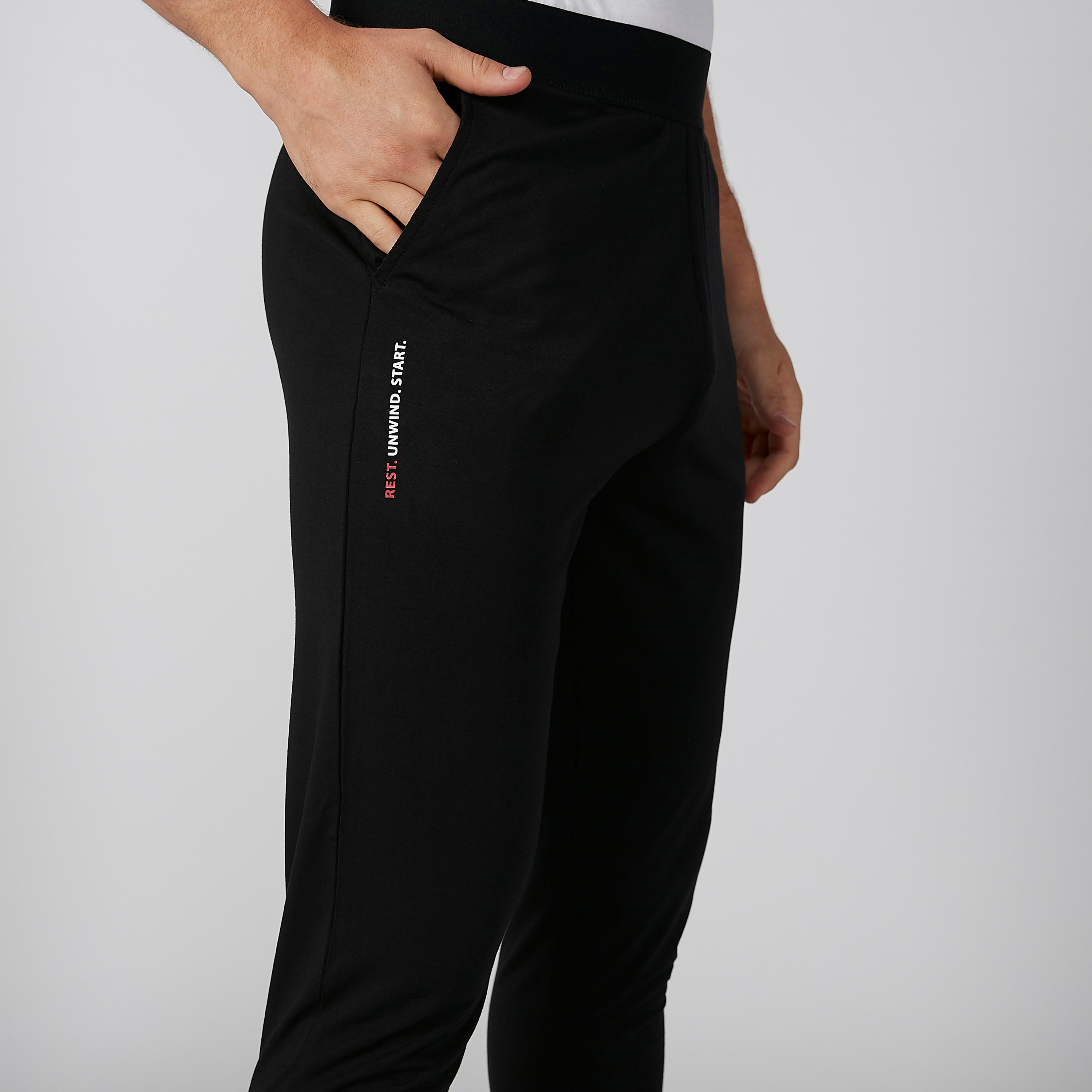 بنطال رياضي سادة بجيوب-men-clothing-bottoms-joggers-image-5