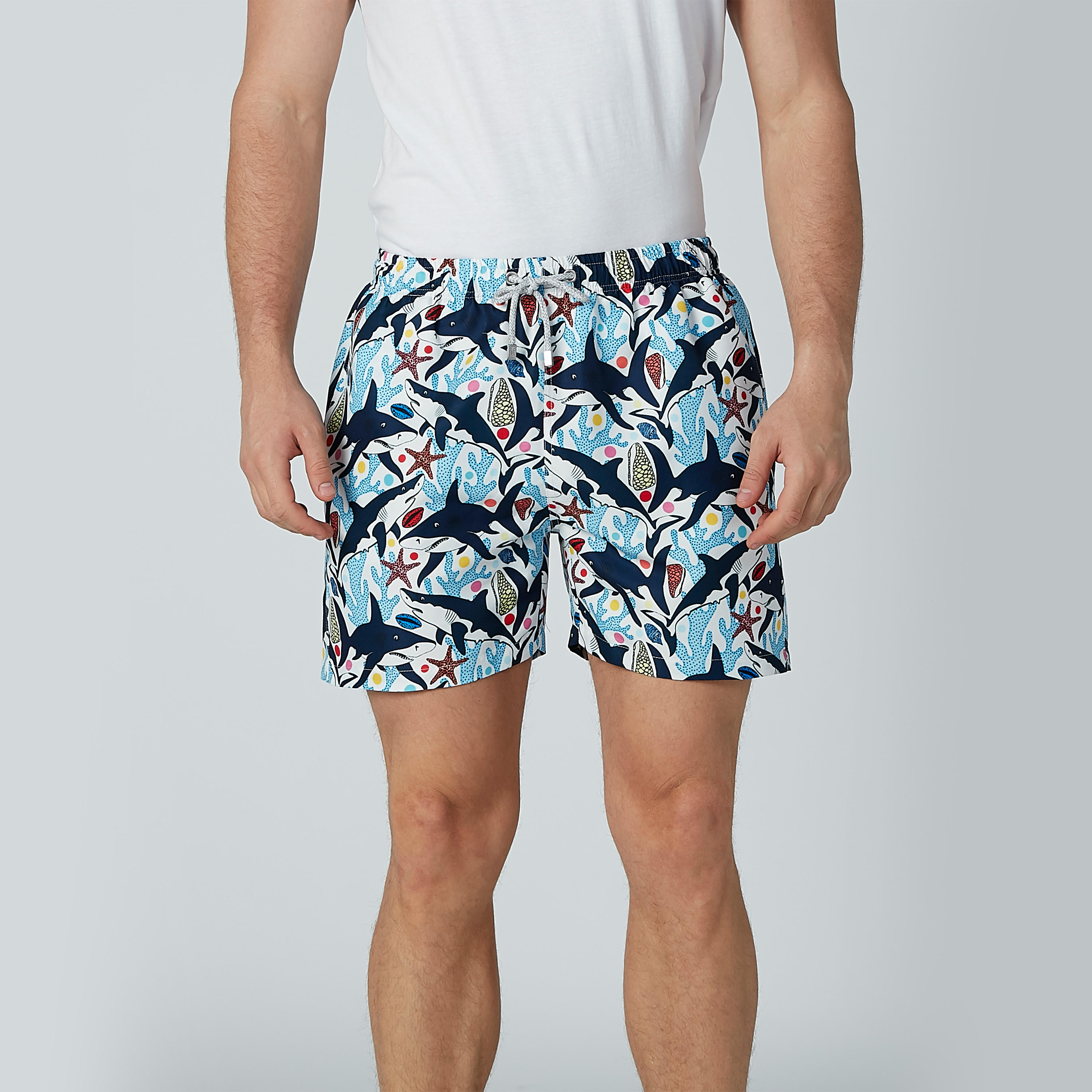 شورت برباط وجيوب وطبعات-men-clothing-bottoms-shorts-image-2