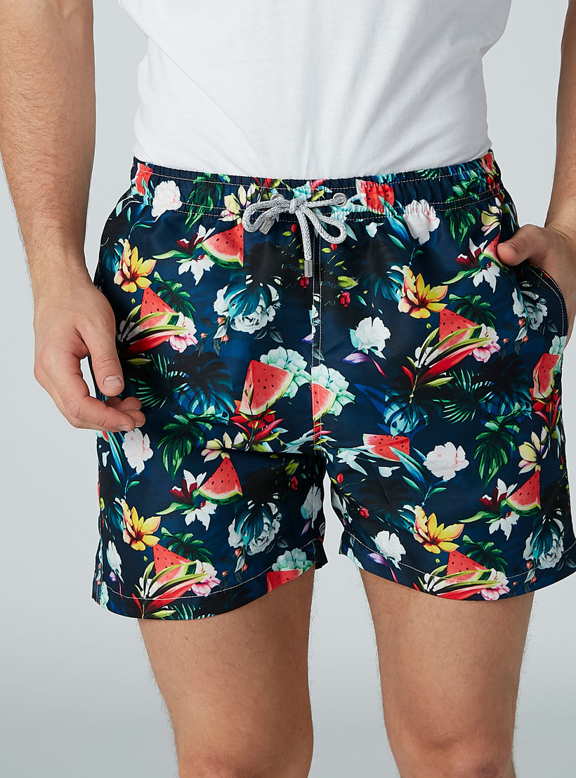 شورت بجيوب ورباط وطبعات-men-clothing-bottoms-shorts-image-2