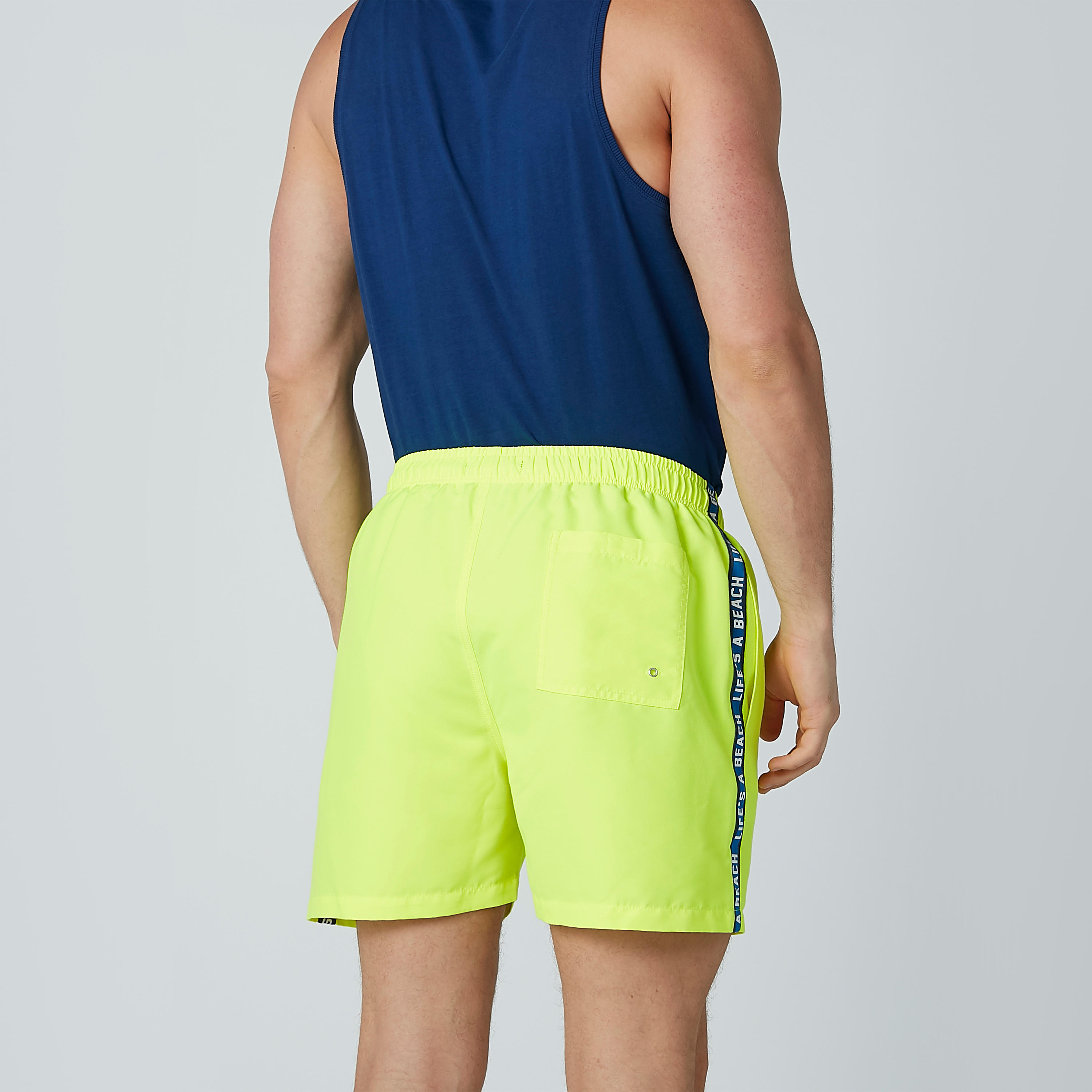 شورت برباط وجيوب وشريطة-men-clothing-sportswearandactivewear-bottoms-image-2