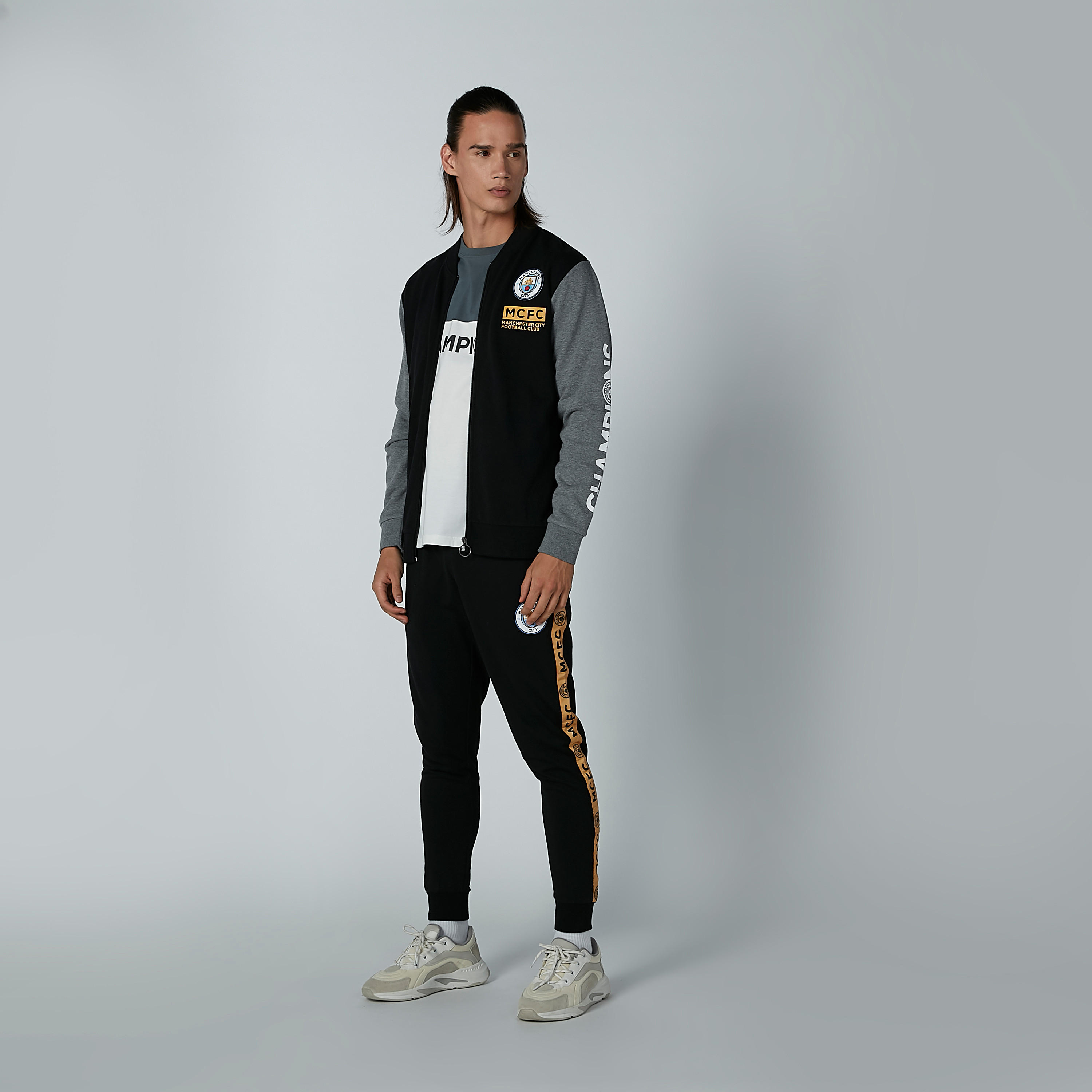 بنطال رياضي برباط وجيوب وشريطة جانبية-men-clothing-bottoms-joggers-image-1