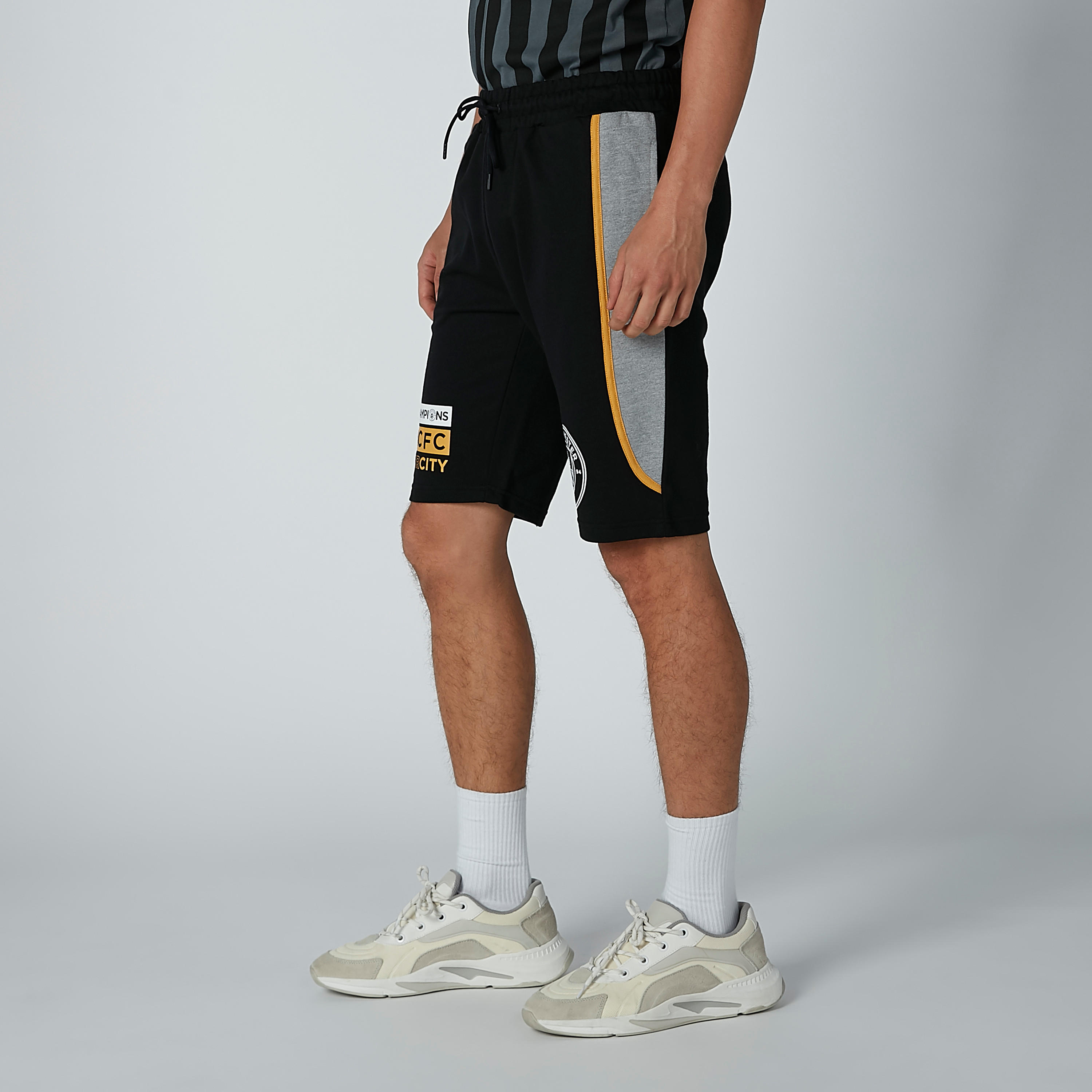 شورت برباط وطبعات-men-clothing-bottoms-shorts-image-2