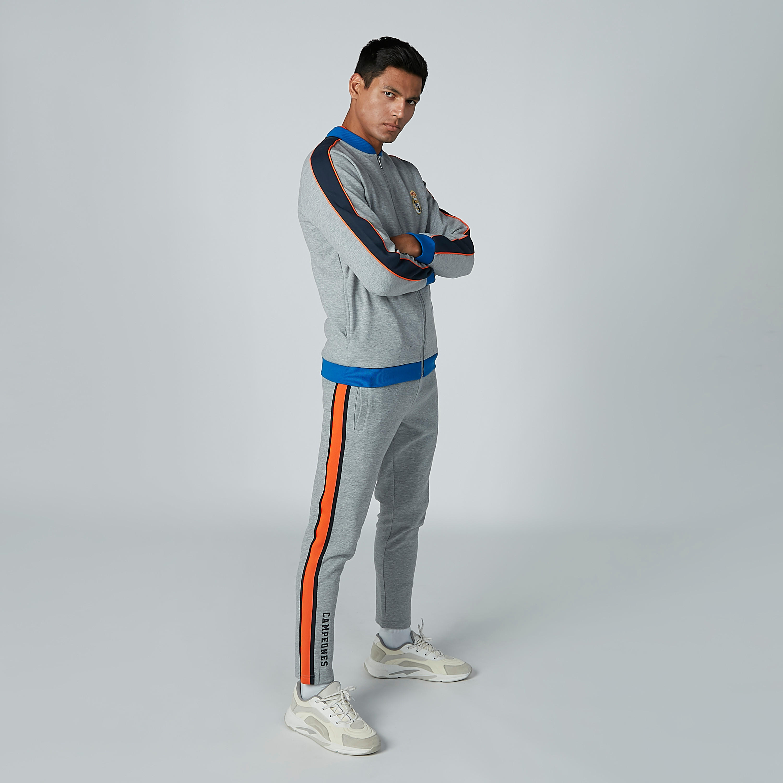 بنطال رياضي برباط وجيوب وطبعات-men-clothing-sportswearandactivewear-bottoms-image-2