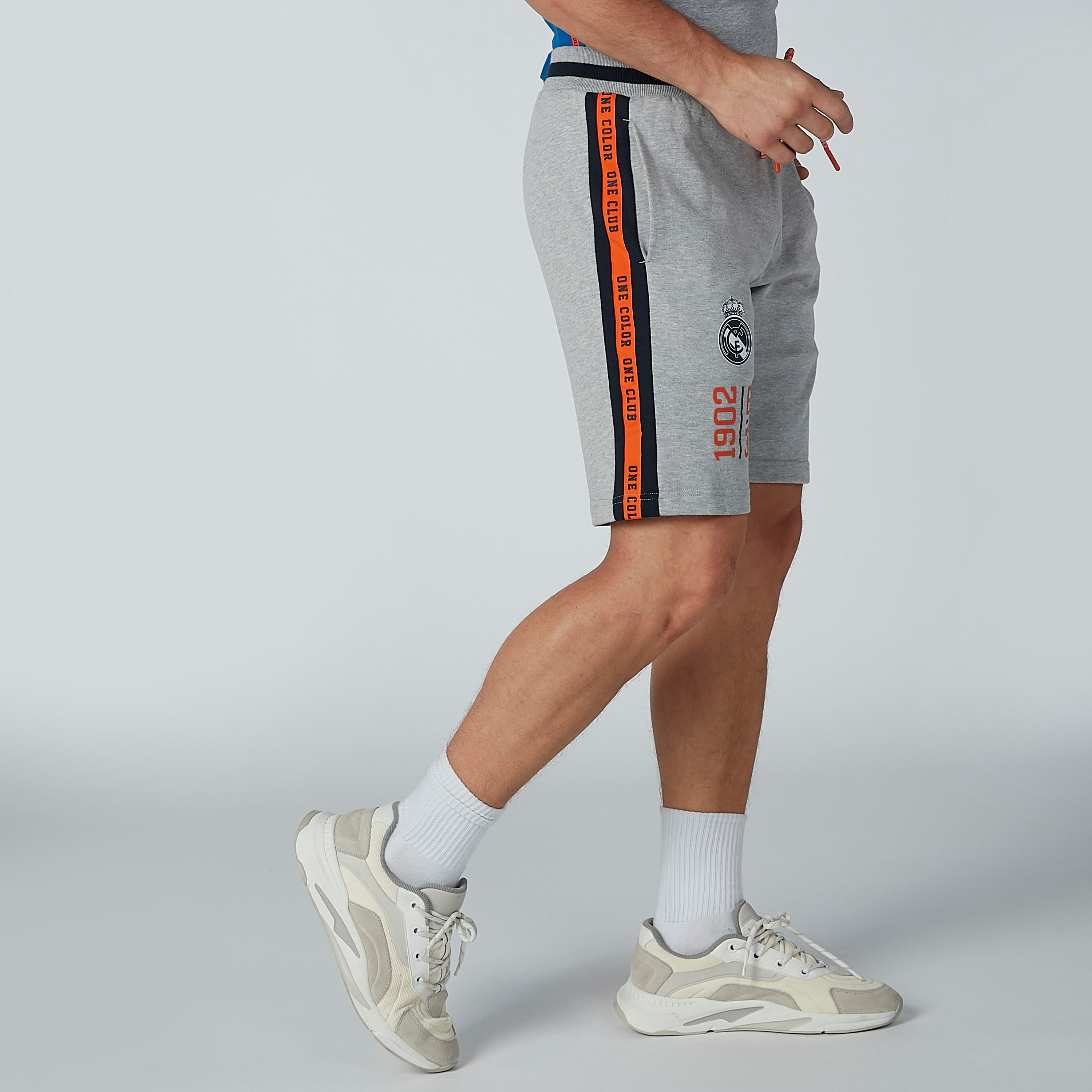 شورت برباط وشريطة وطبعات-men-clothing-bottoms-shorts-image-4