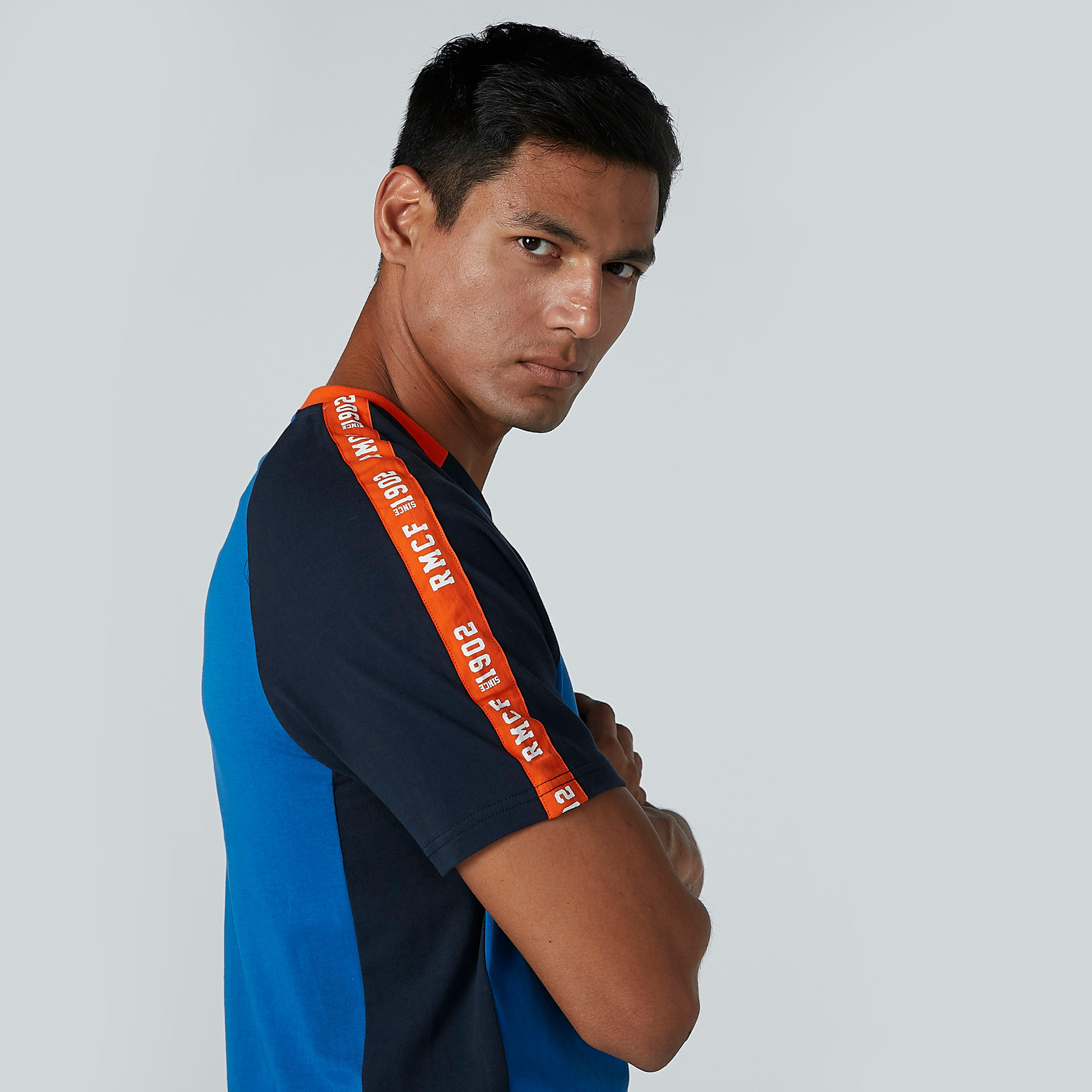 Logo Printed V-neck T-shirt with Short Sleeves-men-clothing-sportswearandactivewear-tshirtsandpolos-image-2