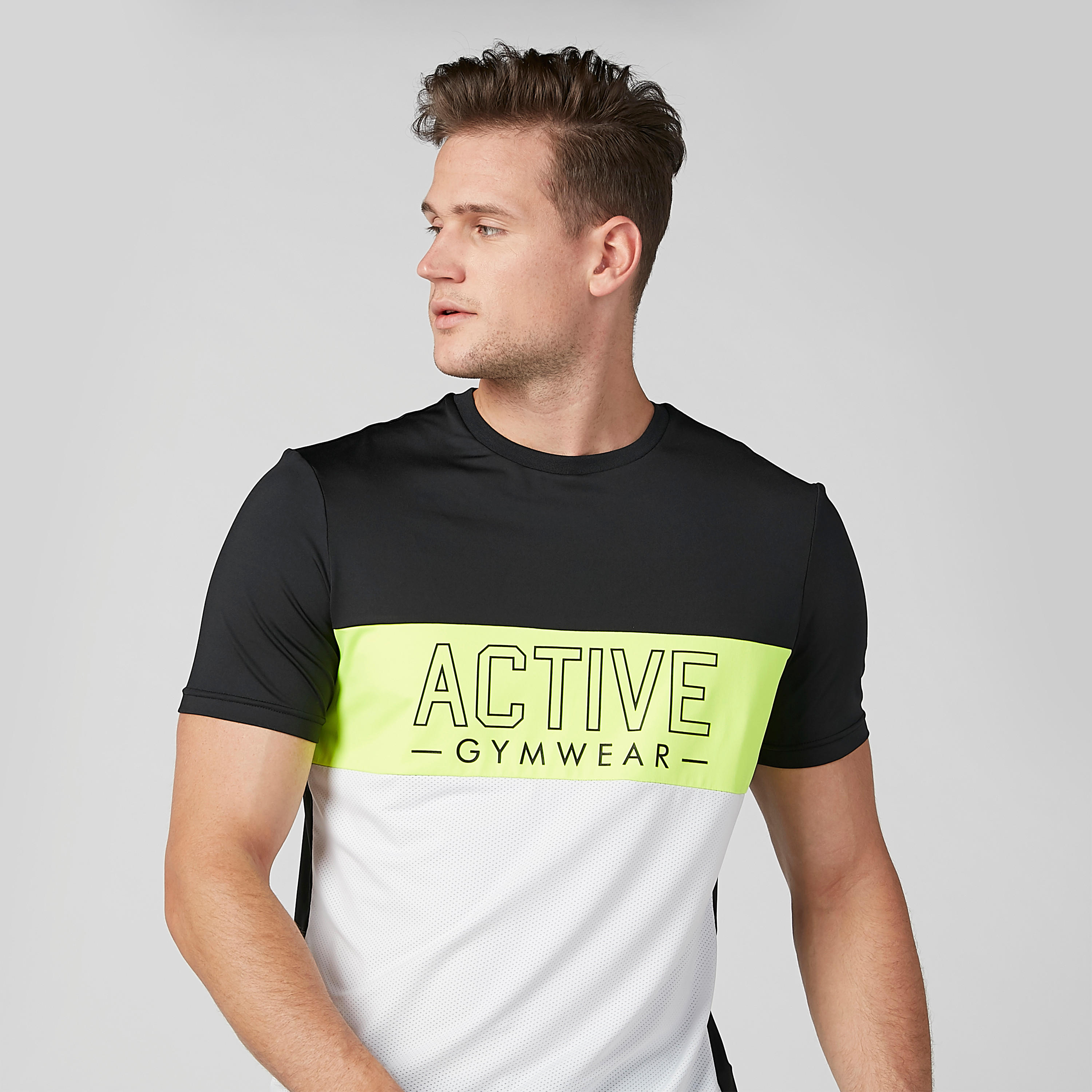 تيشيرت بياقة ضيقة وأكمام قصيرة وطبعات-men-clothing-sportswearandactivewear-tshirtsandpolos-image-4