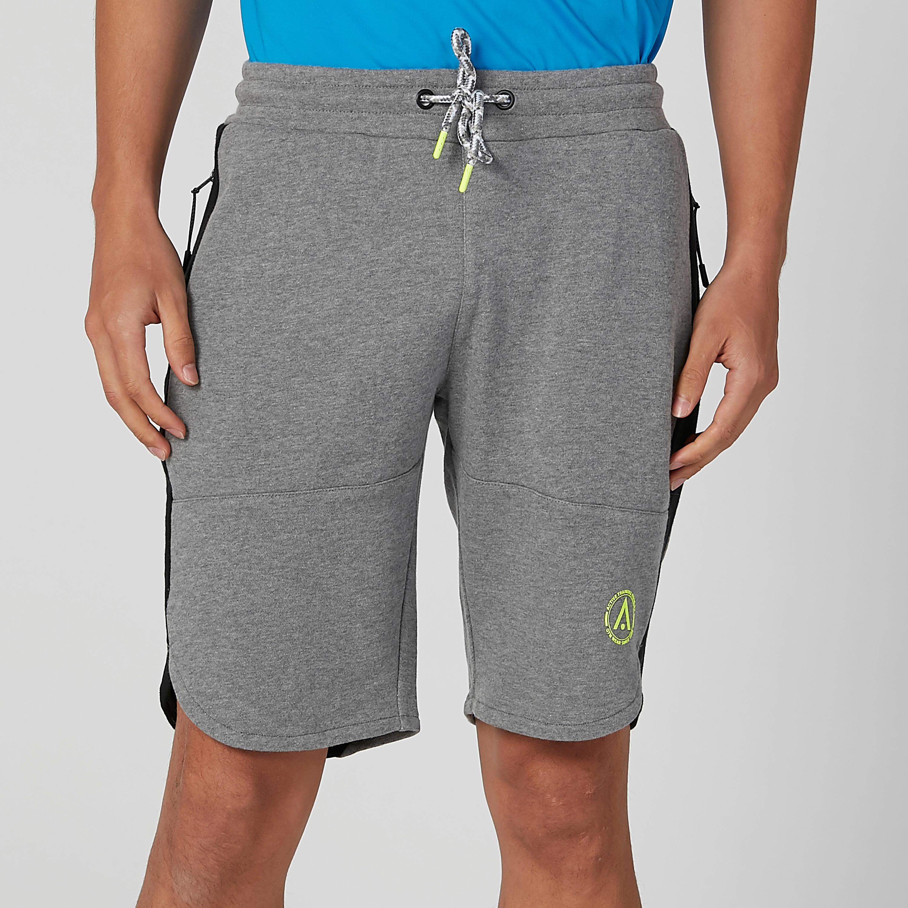 شورت برباط وجيوب وطبعات-men-clothing-sportswearandactivewear-bottoms-image-2