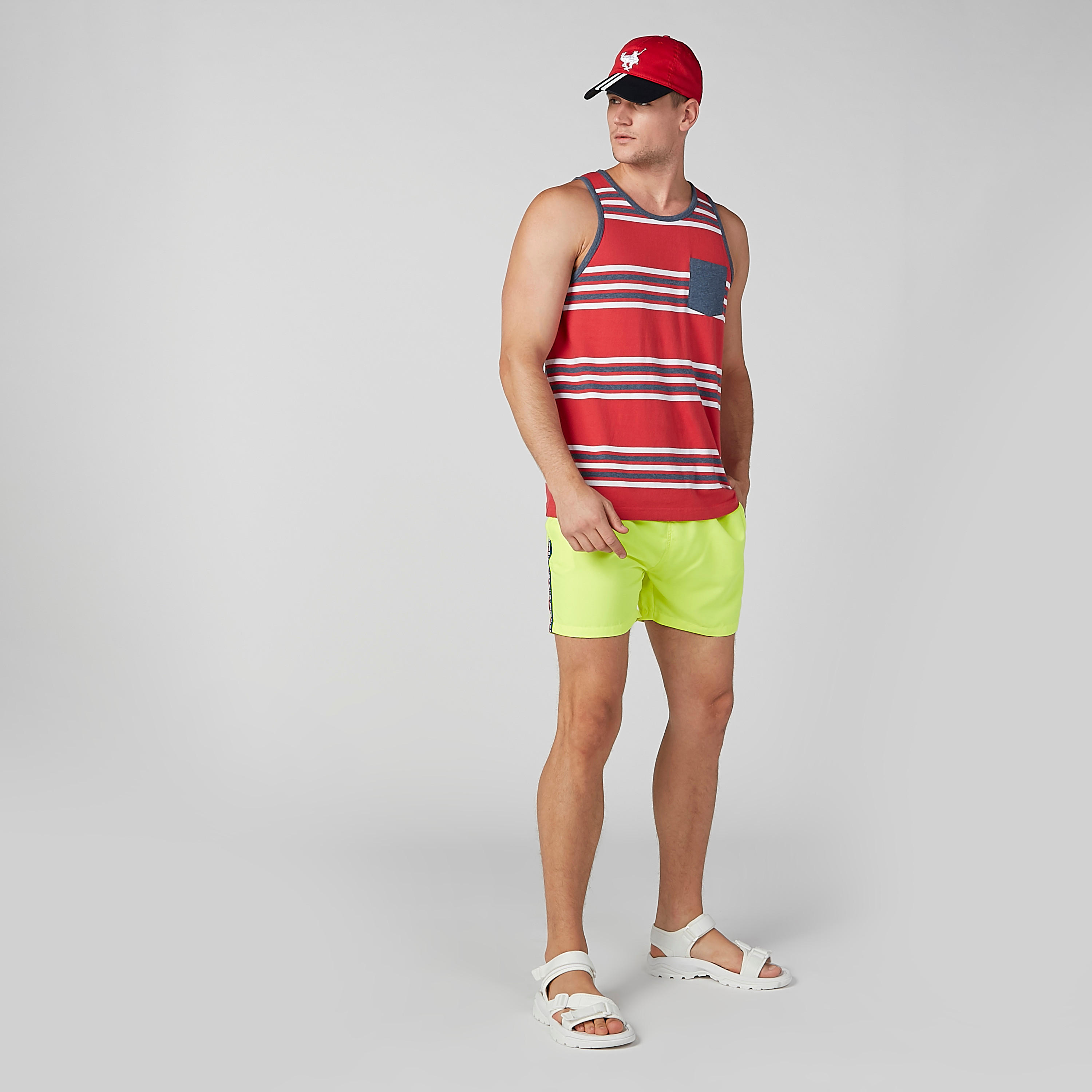 شورت برباط وجيوب مع تفاصيل شريط جانبي-men-clothing-sportswearandactivewear-bottoms-image-2
