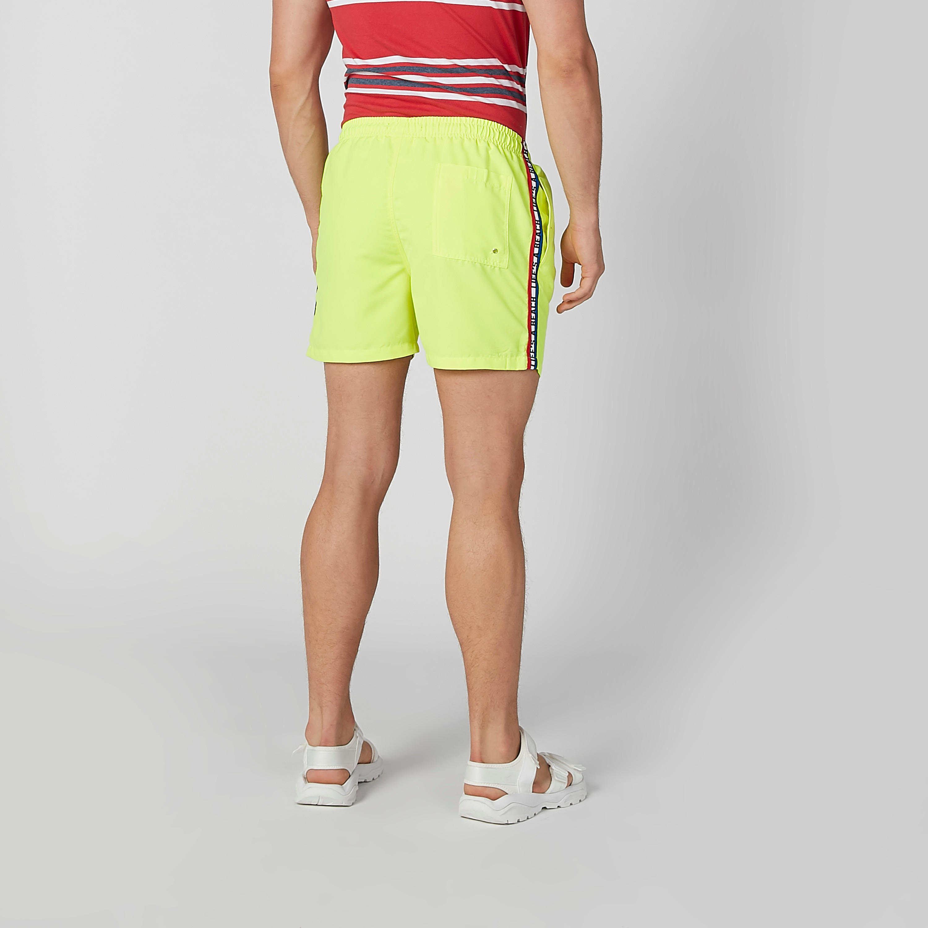 شورت برباط وجيوب مع تفاصيل شريط جانبي-men-clothing-sportswearandactivewear-bottoms-image-4