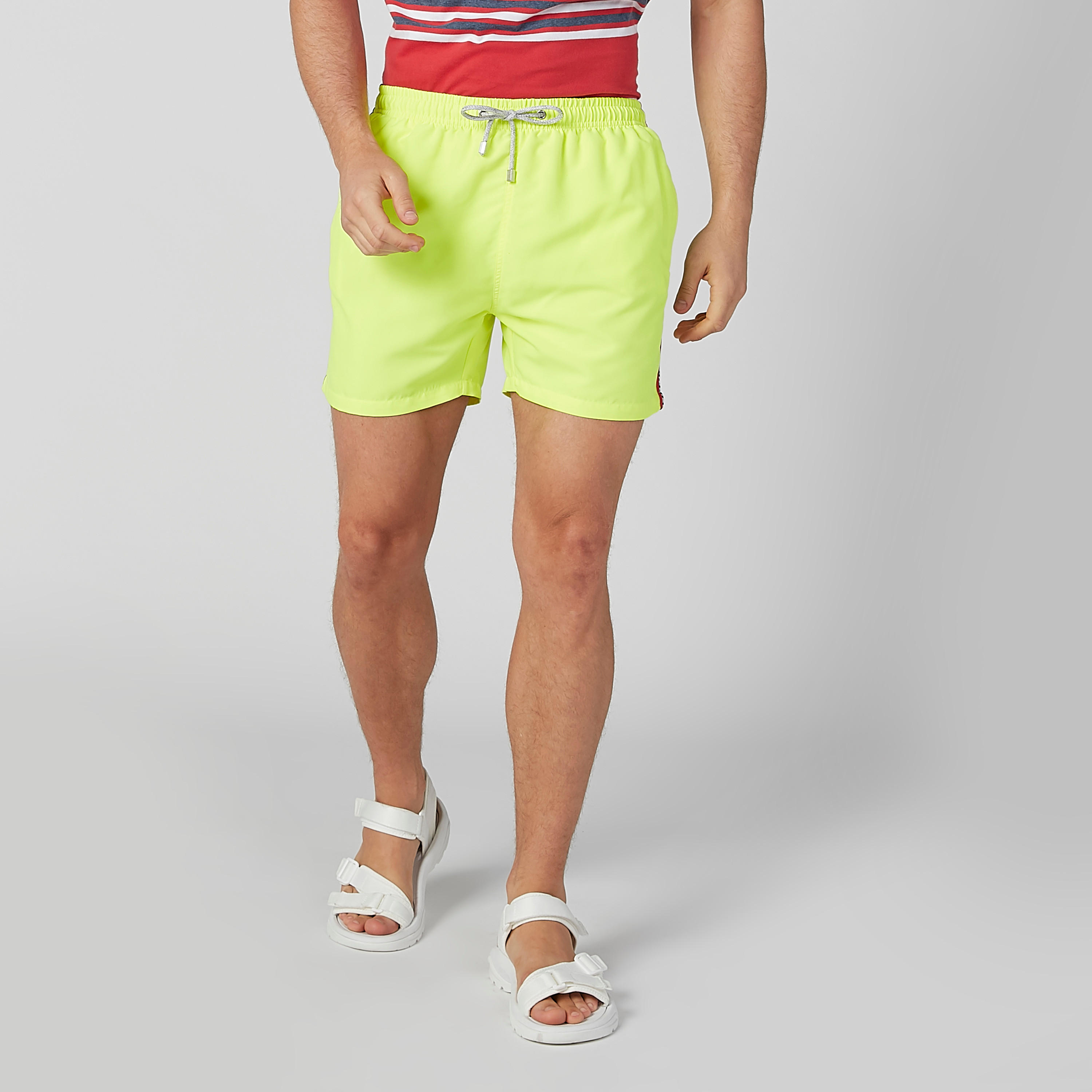 شورت برباط وجيوب مع تفاصيل شريط جانبي-men-clothing-sportswearandactivewear-bottoms-image-5