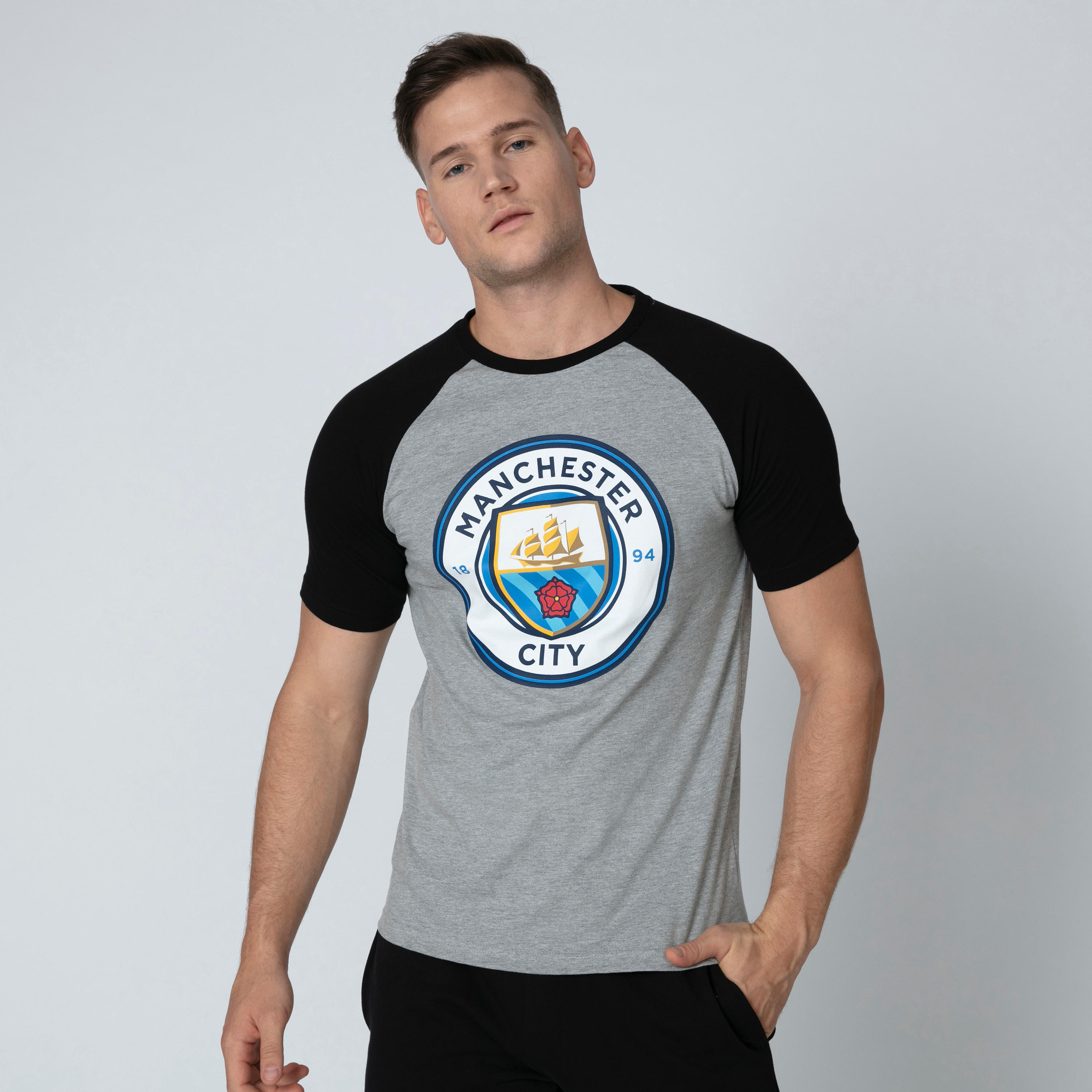 تيشيرت بياقة مستديرة وأكمام مغايرة وطبعات مانشستر سيتي-men-clothing-sportswearandactivewear-tshirtsandpolos-image-3