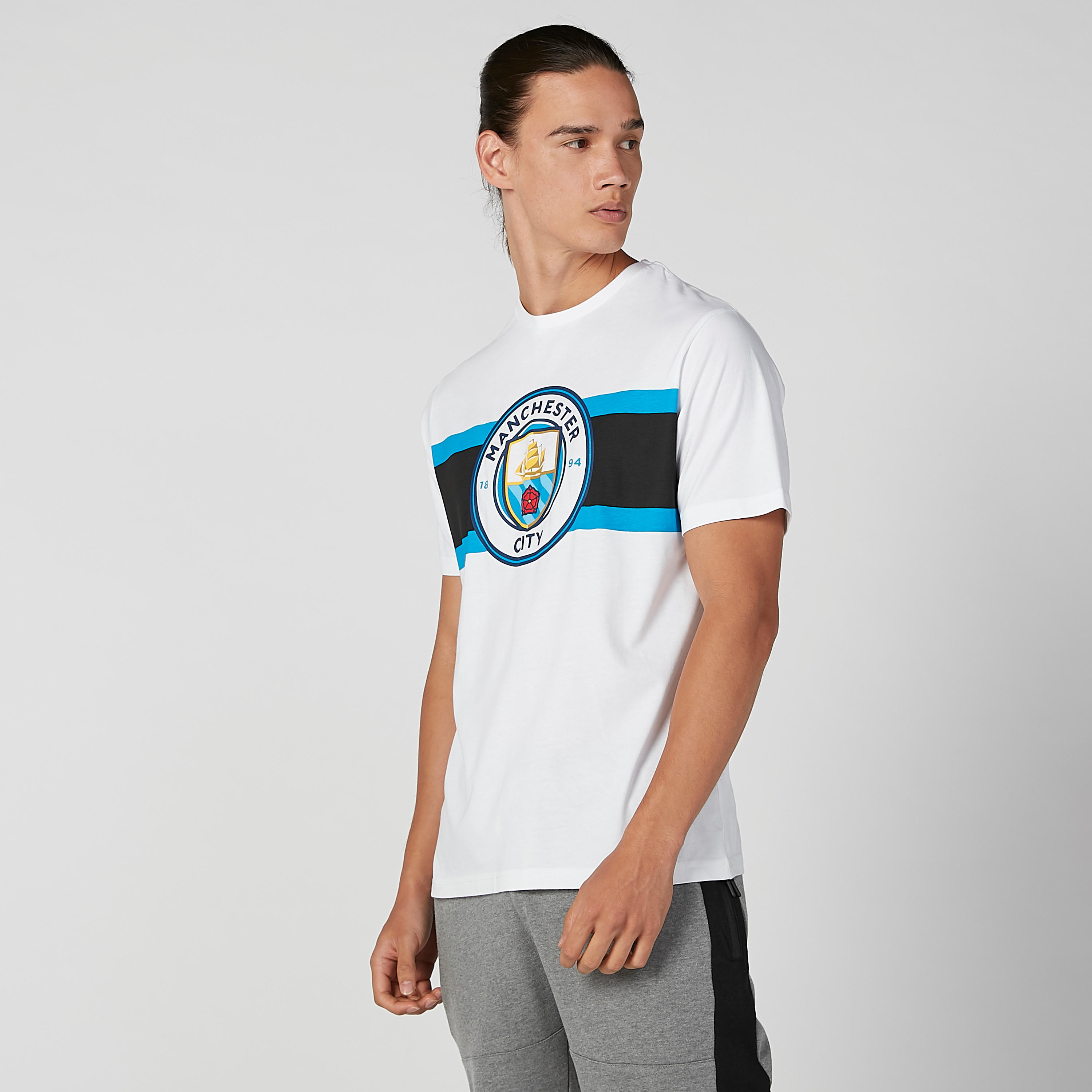 تيشيرت بياقة ضيّقة وأكمام قصيرة وطبعات مانشستر سيتي-men-clothing-sportswearandactivewear-tshirtsandpolos-image-4