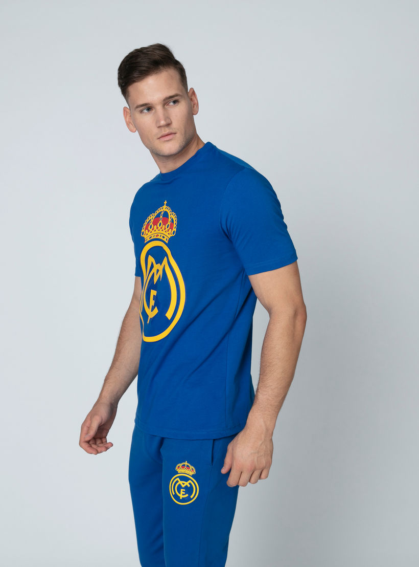 تيشيرت بياقة ضيقة وأكمام قصيرة وطبعات ريال مدريد-men-clothing-sportswearandactivewear-tshirtsandpolos-image-4