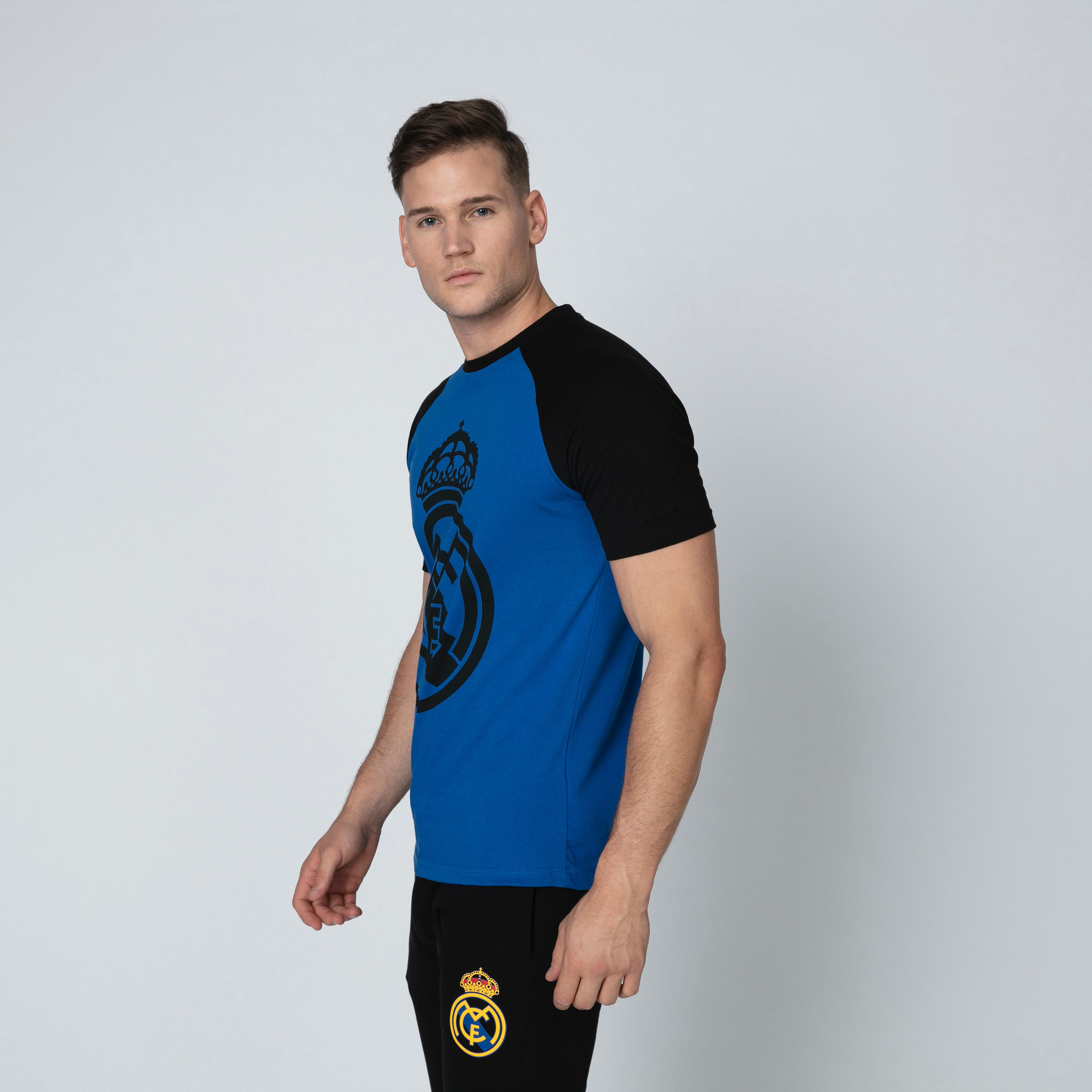 Real Madrid CF Printed T-shirt with Round Neck and Raglan Sleeves-men-clothing-sportswearandactivewear-tshirtsandpolos-image-4