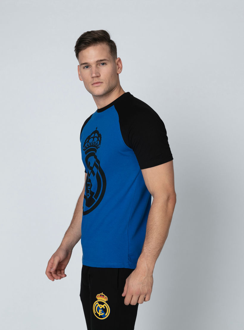 تيشيرت بياقة مستديرة وأكمام مغايرة وطبعات ريال مدريد-men-clothing-sportswearandactivewear-tshirtsandpolos-image-4