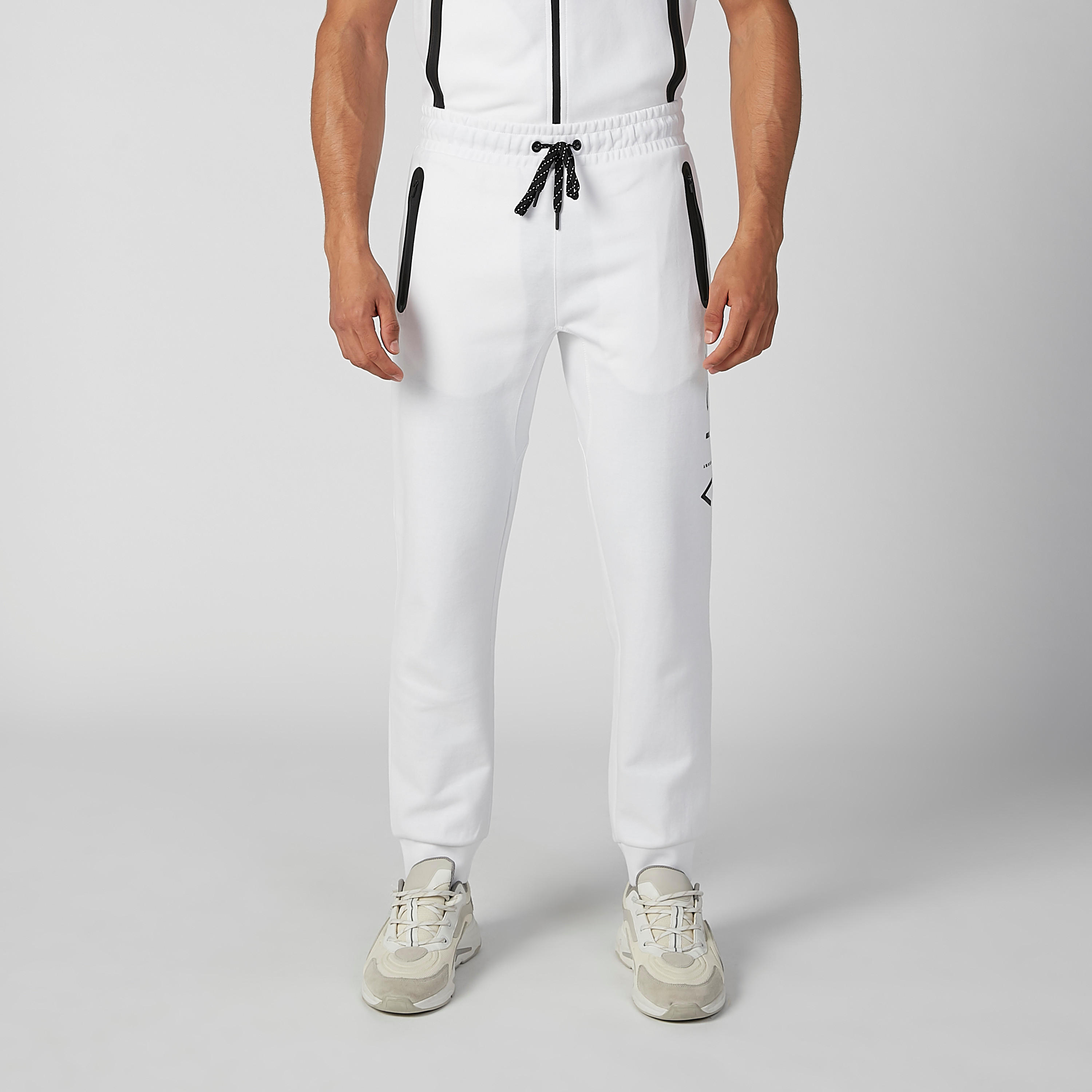 بنطلون رياضي برباط وجيوب وطبعات-men-clothing-sportswearandactivewear-bottoms-image-3