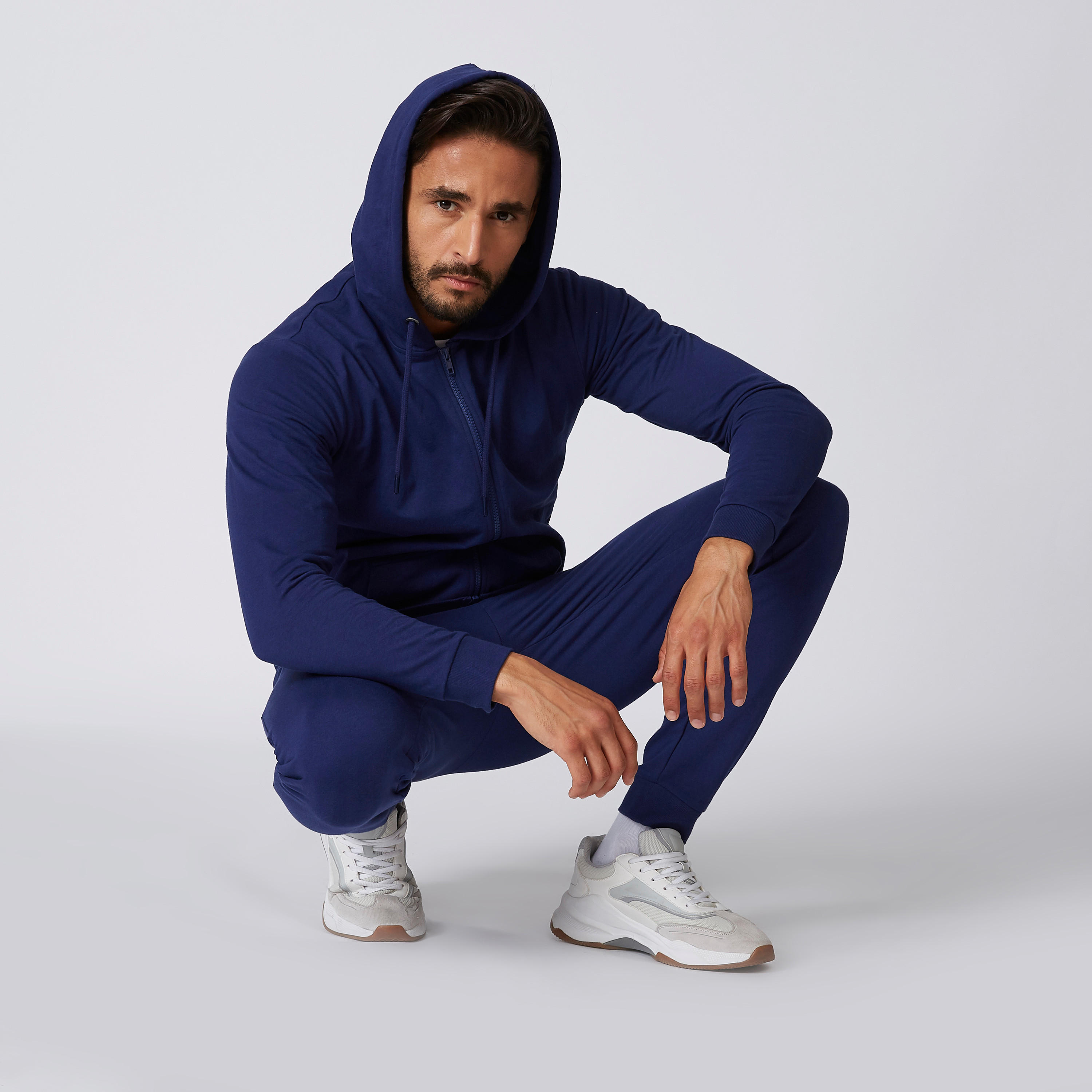 قميص مستدام سادة بأكمام طويلة -men-winterwear-hoodiesandsweatshirts-image-2
