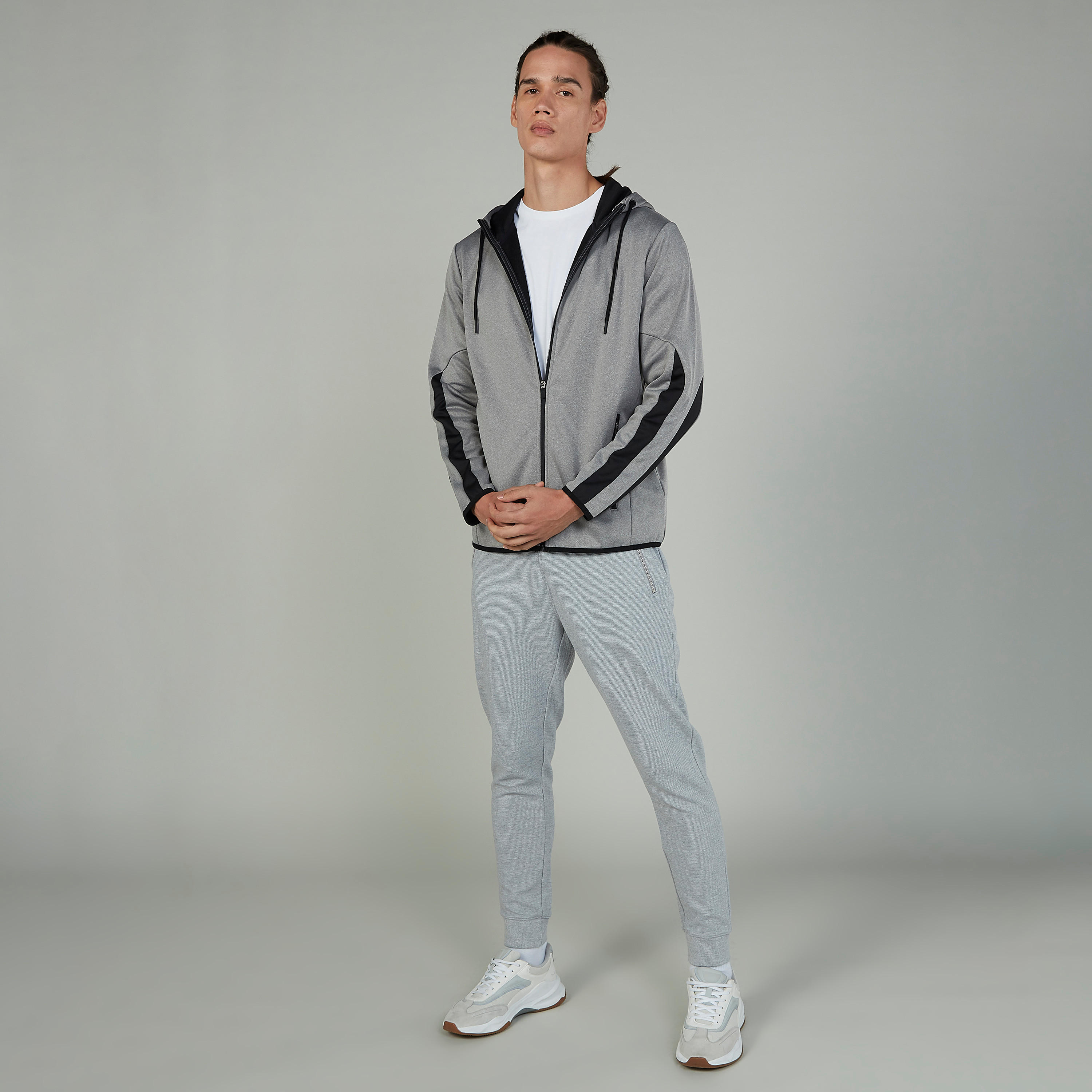 هوديي سادة مع جيوب-men-winterwear-hoodiesandsweatshirts-image-3