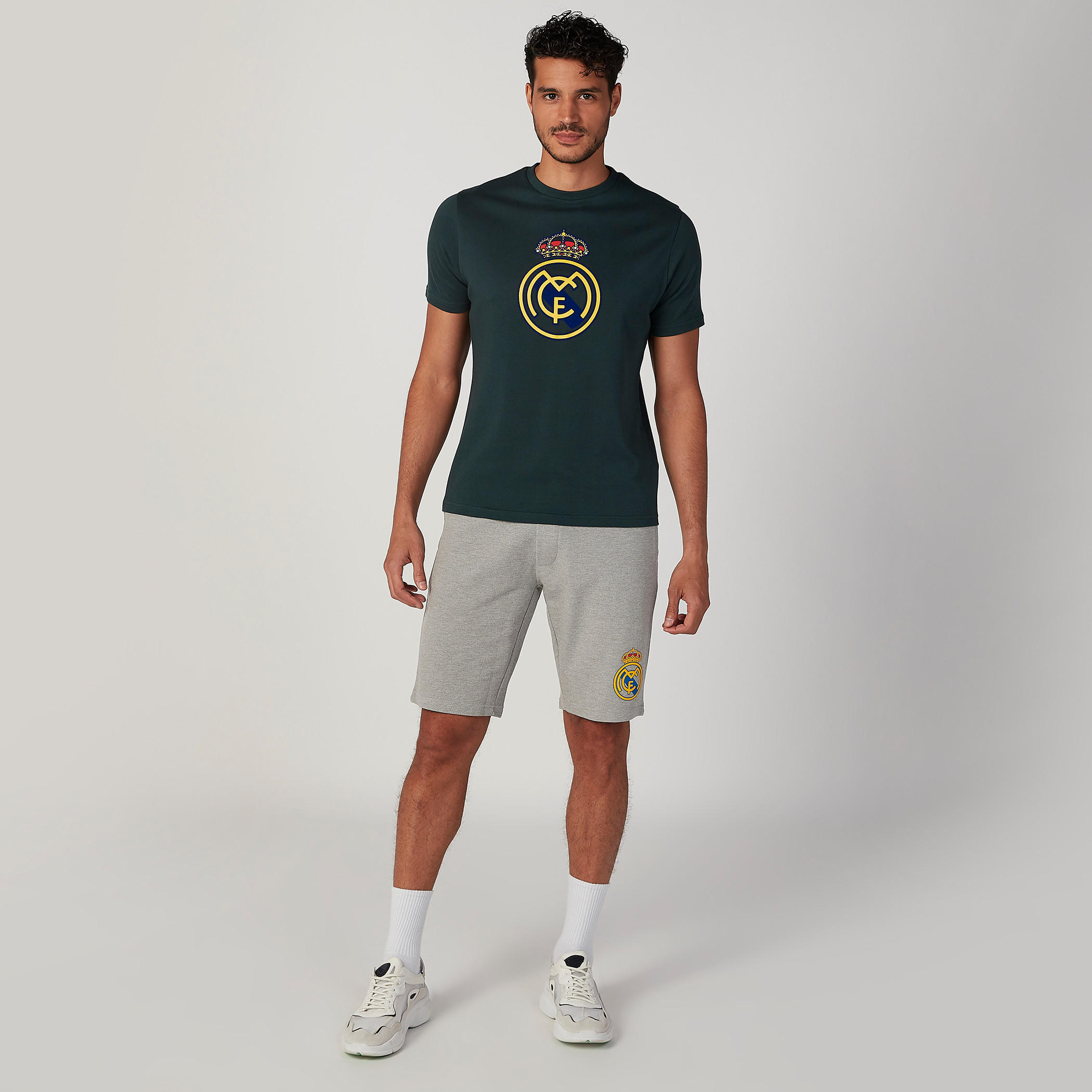 تيشيرت بياقة مستديرة وأكمام قصيرة وطبعات ريال مدريد-men-clothing-tshirtsandpolos-tshirts-image-3
