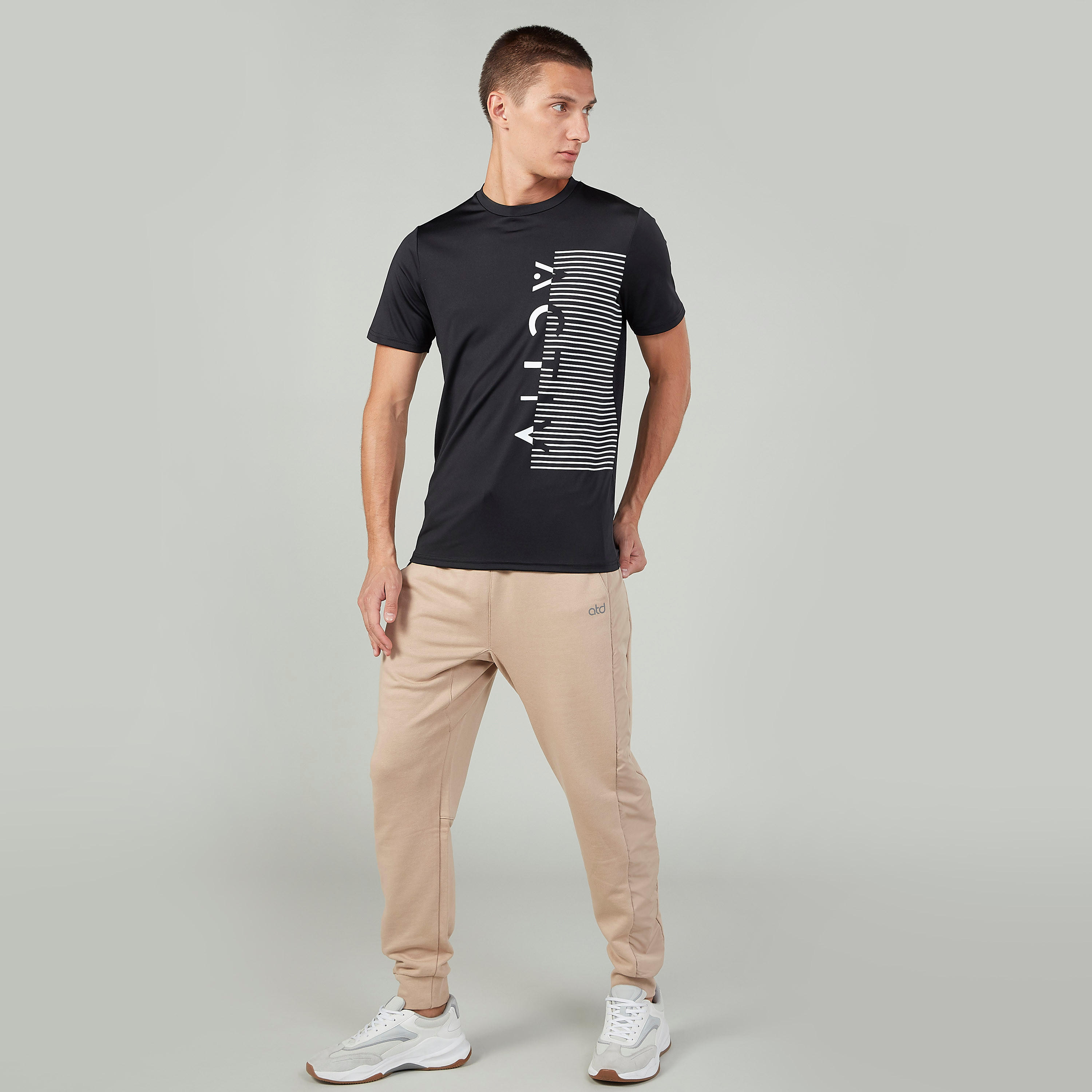 Sustainable Printed T-shirt with Round Neck and Short Sleeves-men-clothing-sportswearandactivewear-tshirtsandpolos-image-2