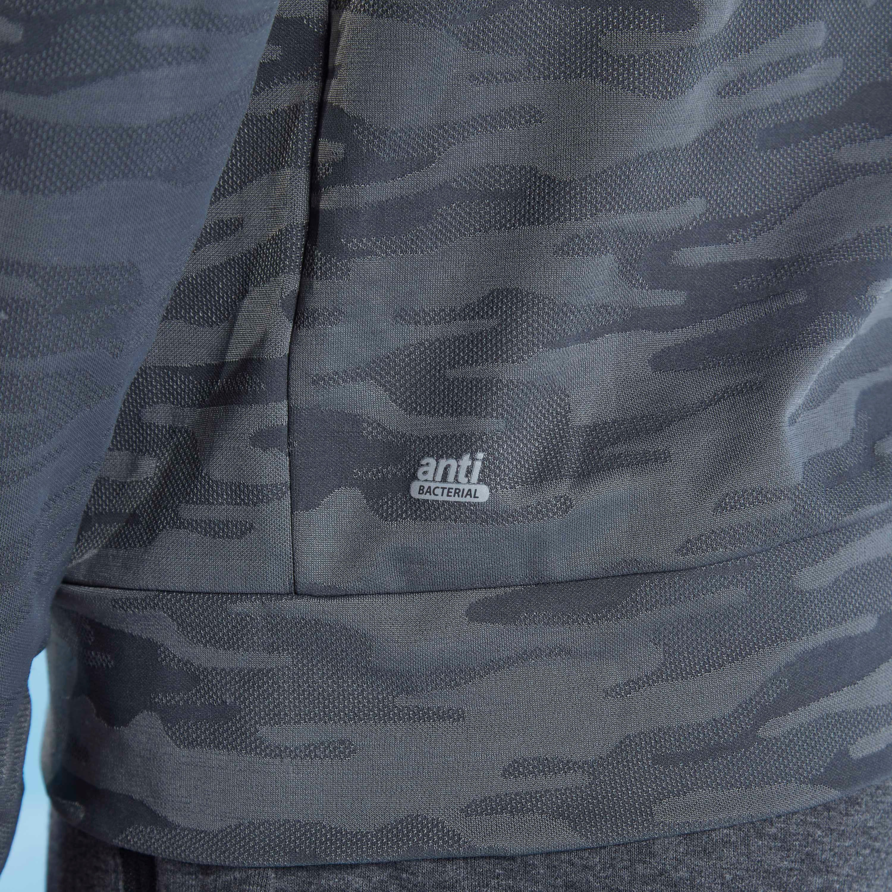 جاكيت بأكمام طويلة وقبعة وطبعات-men-clothing-jacketsandblazers-jackets-image-6