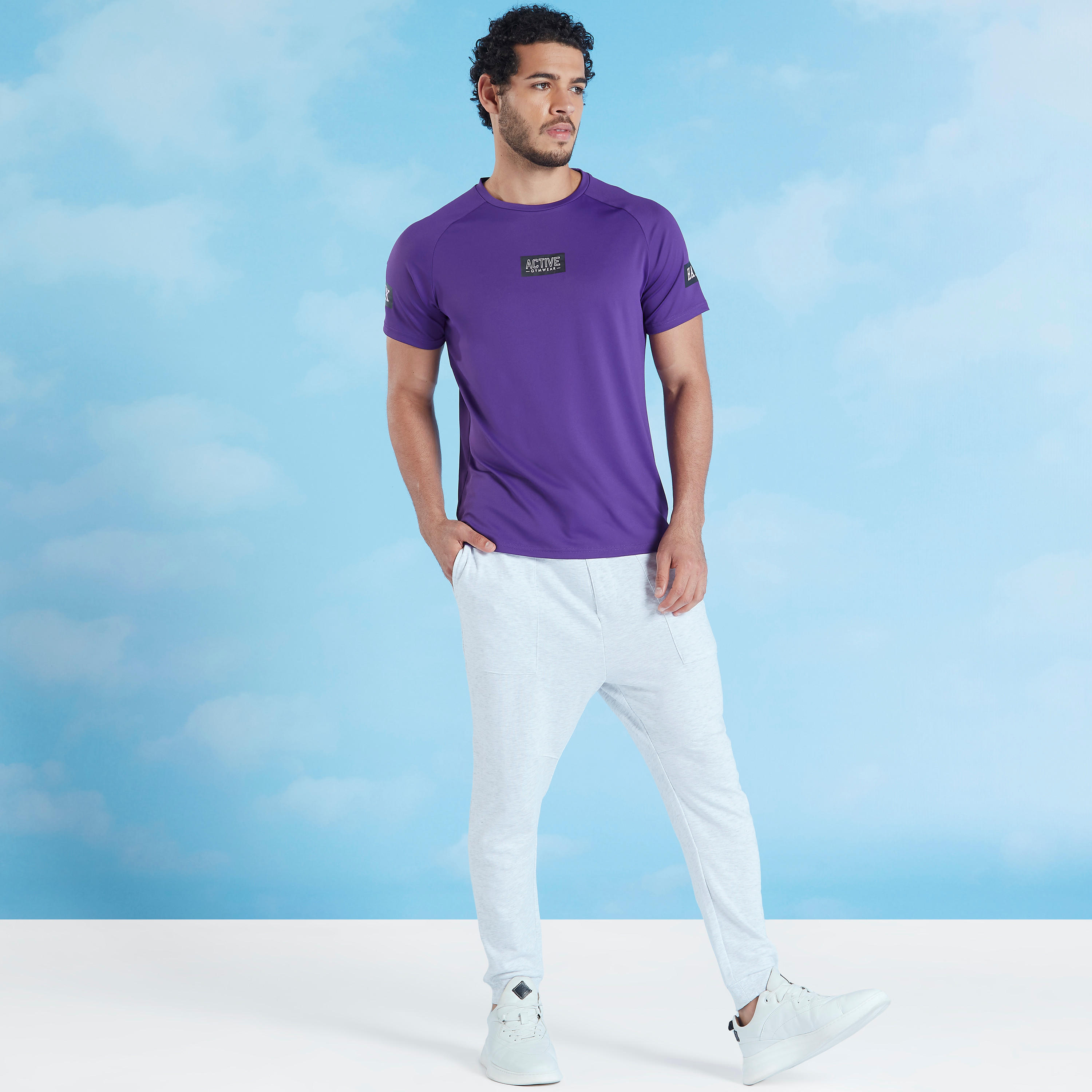 Sustainable Printed T-shirt with Round Neck and Raglan Sleeves-men-clothing-sportswearandactivewear-tshirtsandpolos-image-2