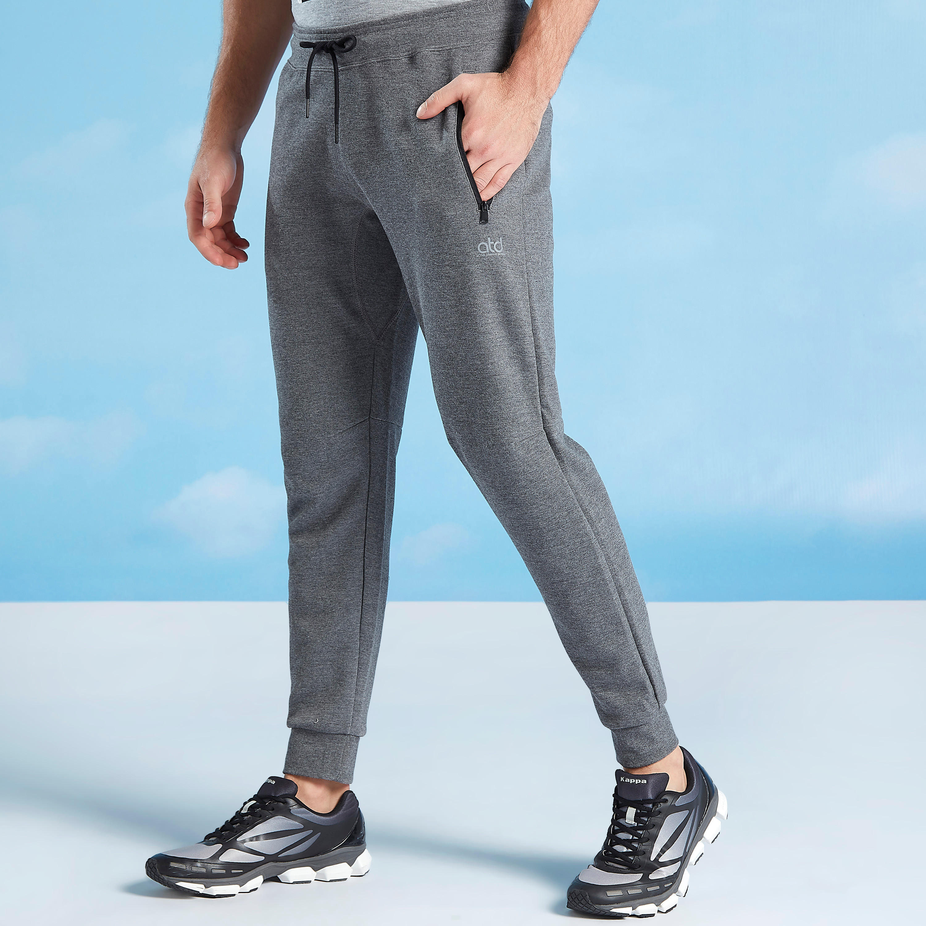 بنطلون رياضي سادة برباط وسحّاب-men-clothing-sportswearandactivewear-bottoms-image-1